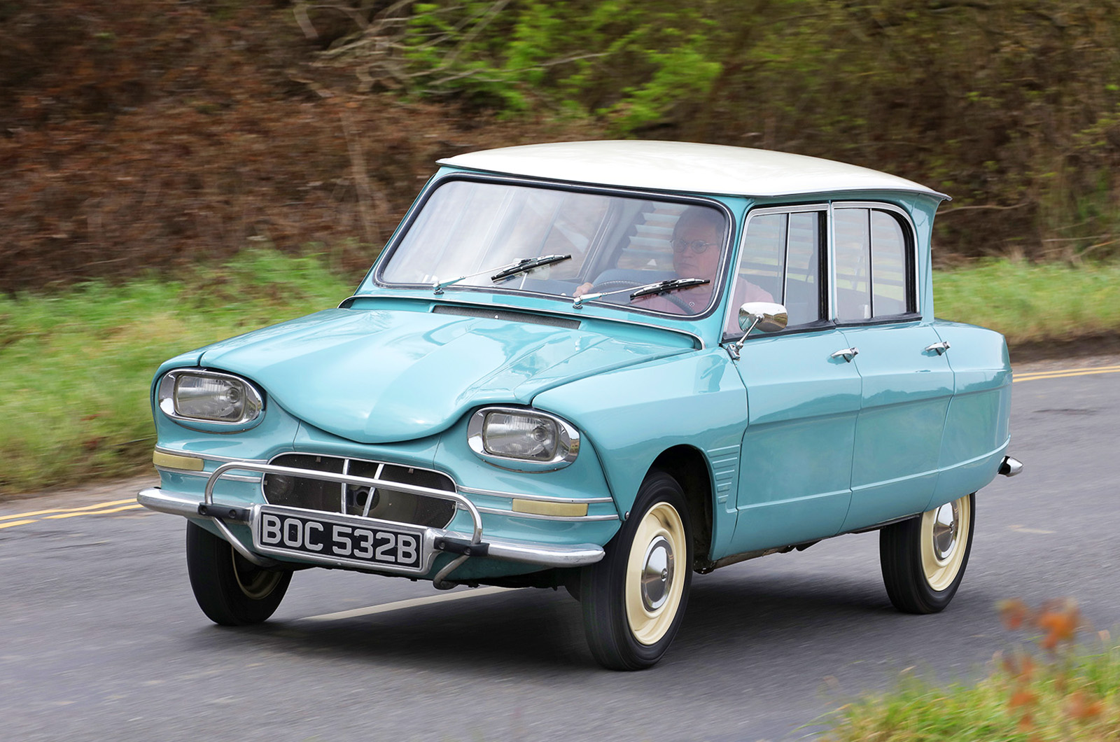 Classic & Sports Car – Citroën 2CV to return