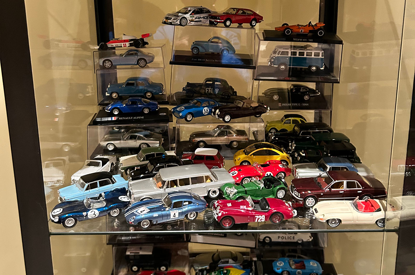 Classic & Sports Car – Also in my garage: 382 classic car models