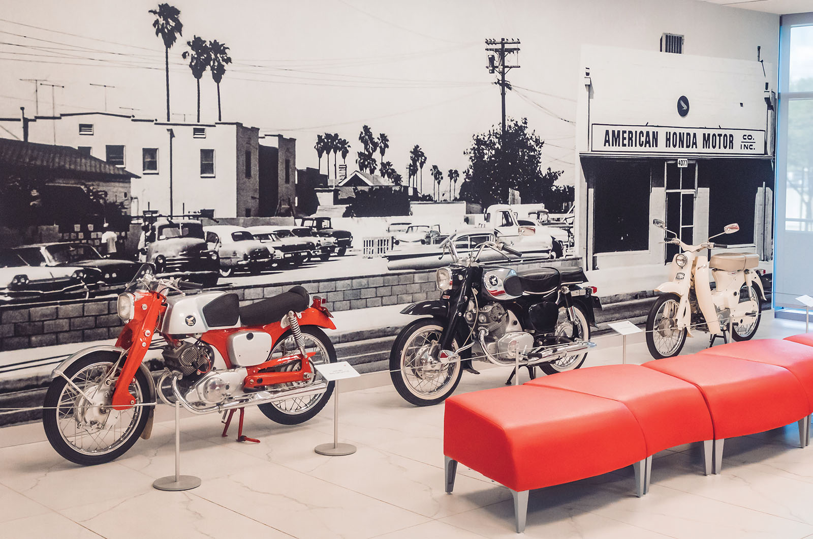Classic & Sports Car – Classic shrine: American Honda Collection Hall