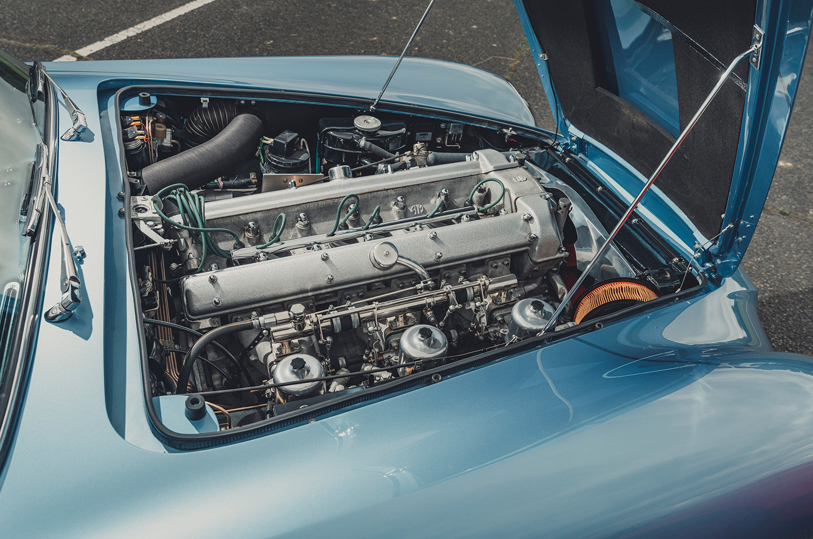 Classic & Sports Car – Aston Martin vs Jaguar vs Triumph vs AC vs Austin-Healey vs Bristol: best of British