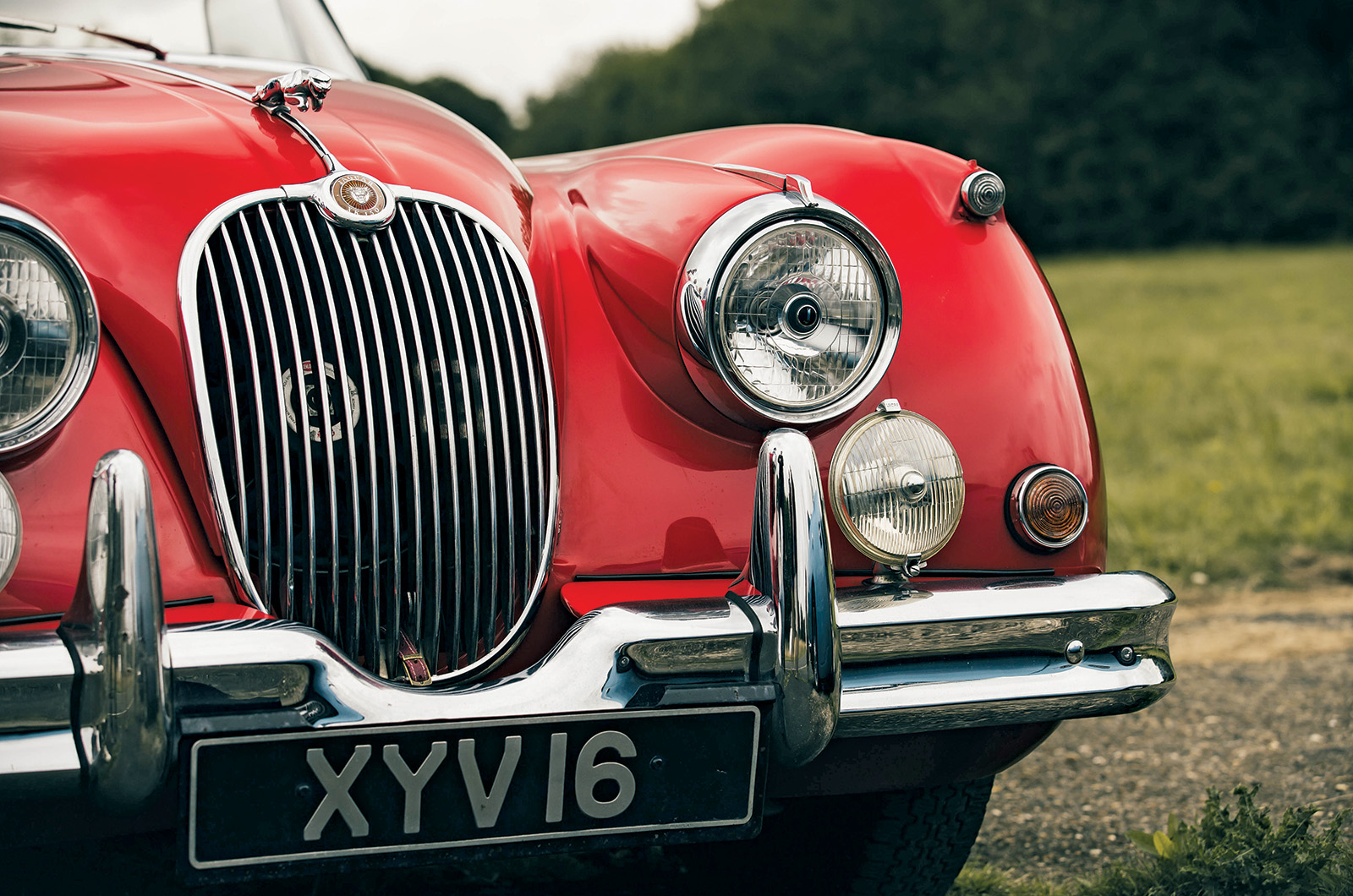Classic & Sports Car – Aston Martin vs Jaguar vs Triumph vs AC vs Austin-Healey vs Bristol: best of British
