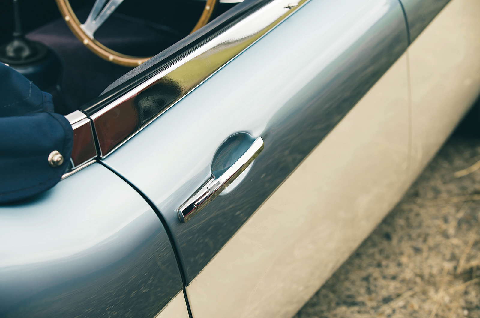 Classic & Sports Car – Aston Martin vs Jaguar vs Triumph vs AC vs Austin-Healey vs Bristol: best of British