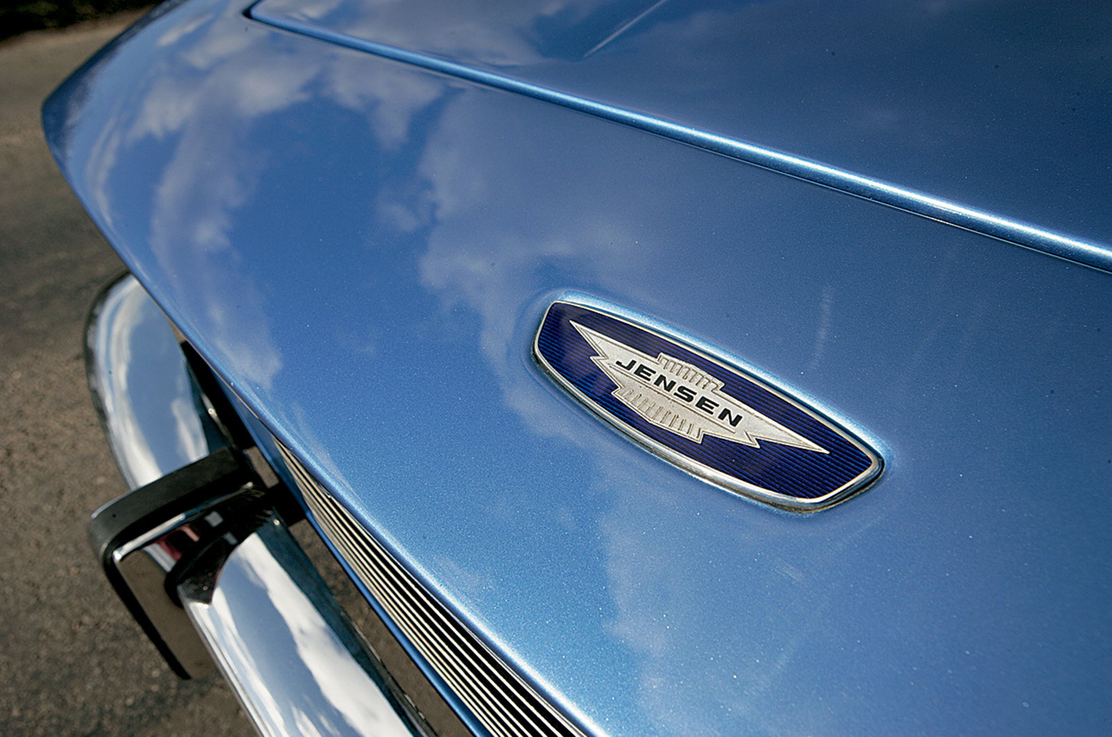 Classic & Sports Car – Aston Martin DBS V8 vs Jensen Interceptor SP vs Gordon-Keeble GK1: ’60s GT showdown