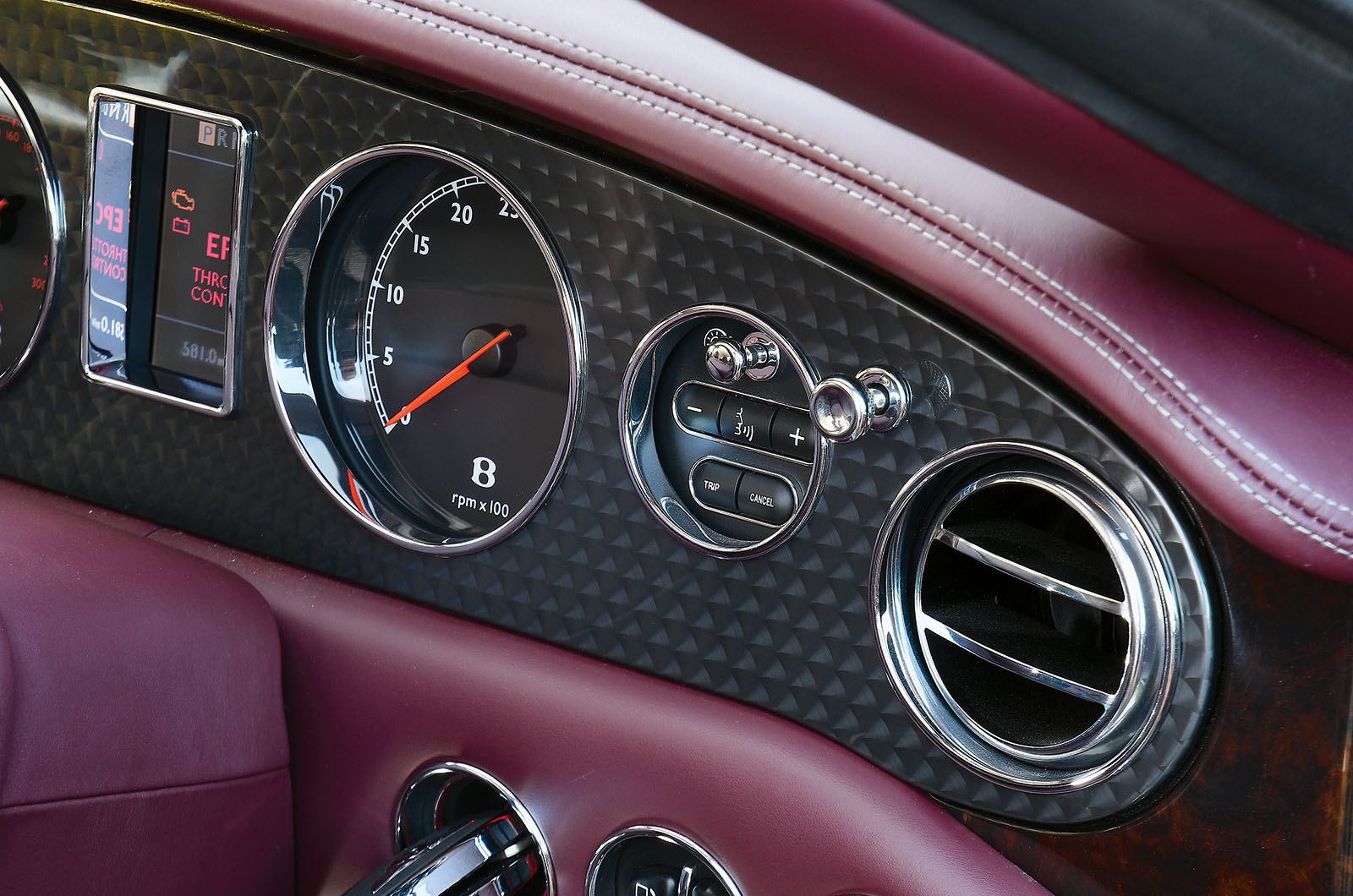 Classic & Sports Car – Bentley Continental R Mulliner, Brooklands and Azure T: a new era