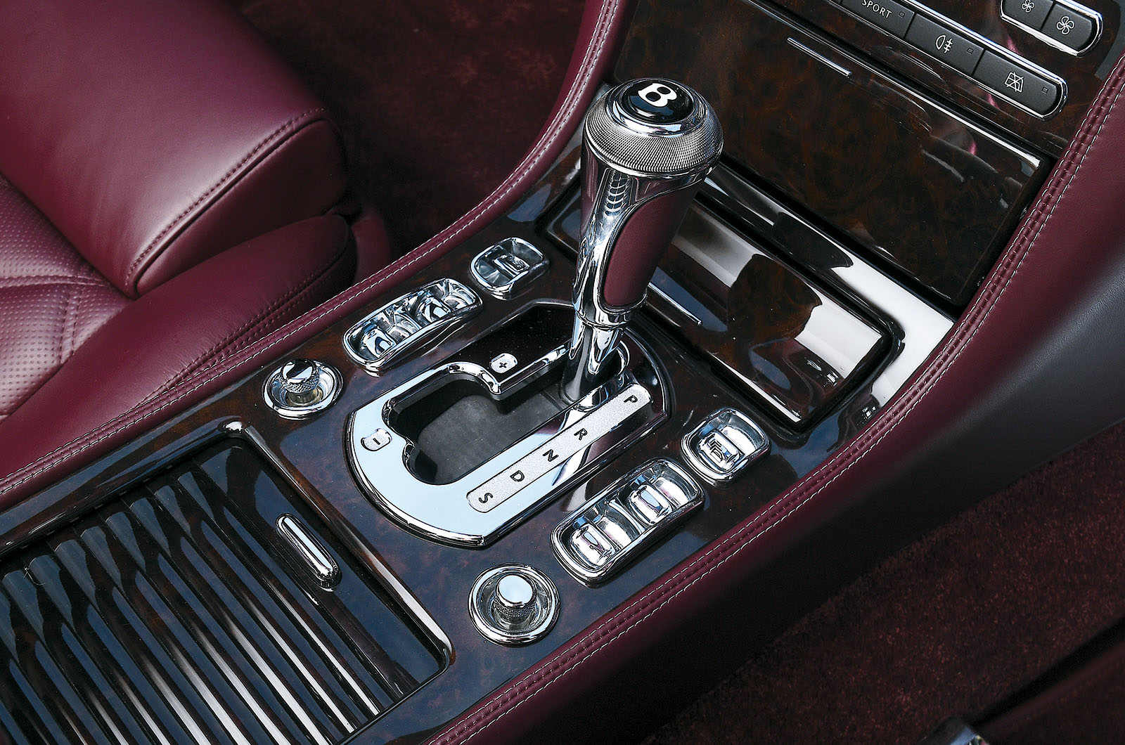 Classic & Sports Car – Bentley Continental R Mulliner, Brooklands and Azure T: a new era