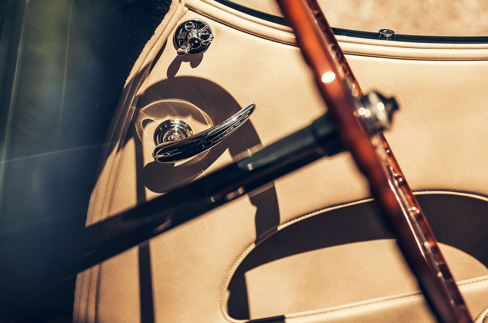 Classic & Sports Car – Bugatti Type 57S by Corsica: next stop, the Côte d’Azur