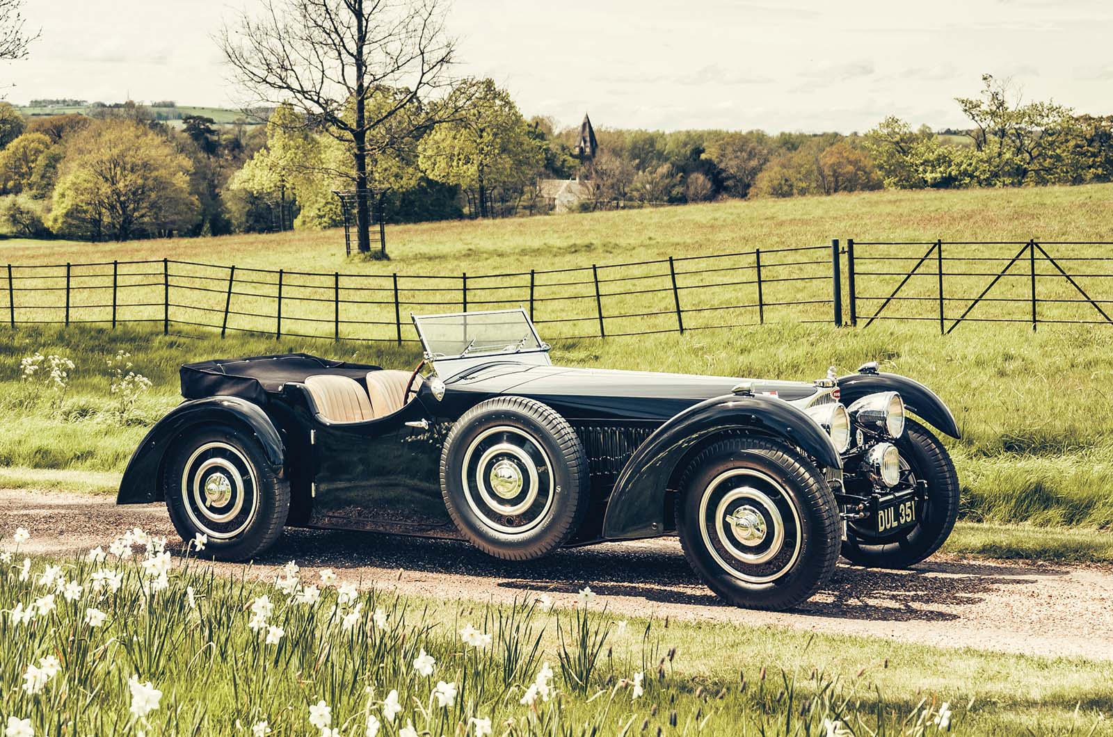 Classic & Sports Car – Bugatti Type 57S by Corsica: next stop, the Côte d’Azur