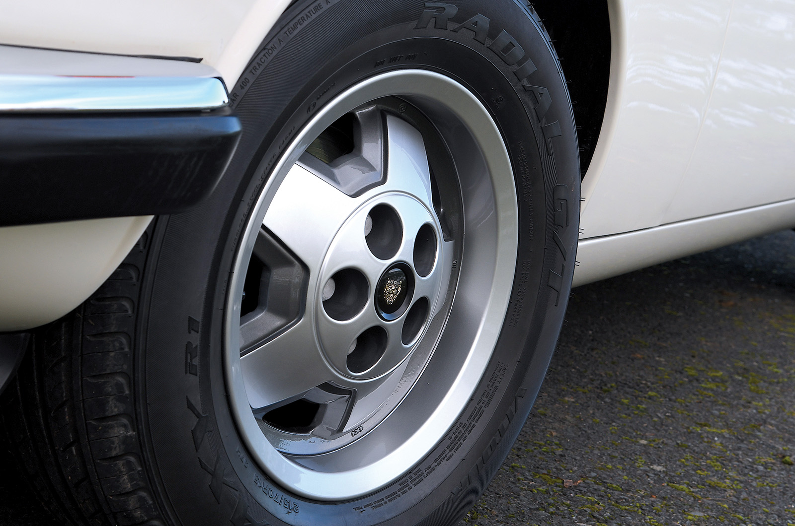 Classic & Sports Car – Jaguar XJ-S at 50: cream of the cats