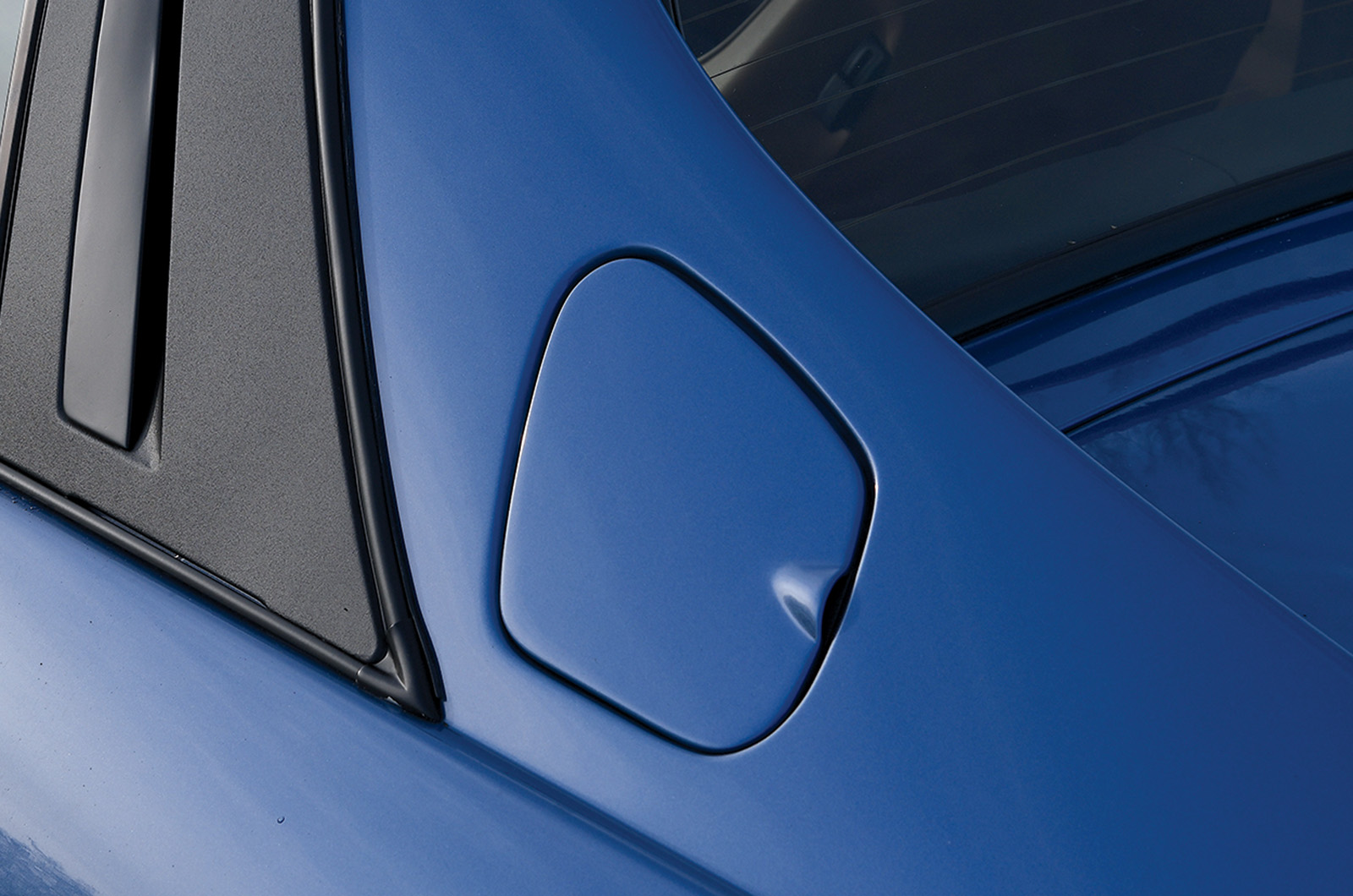 Classic & Sports Car – Jaguar XJ-S at 50: cream of the cats