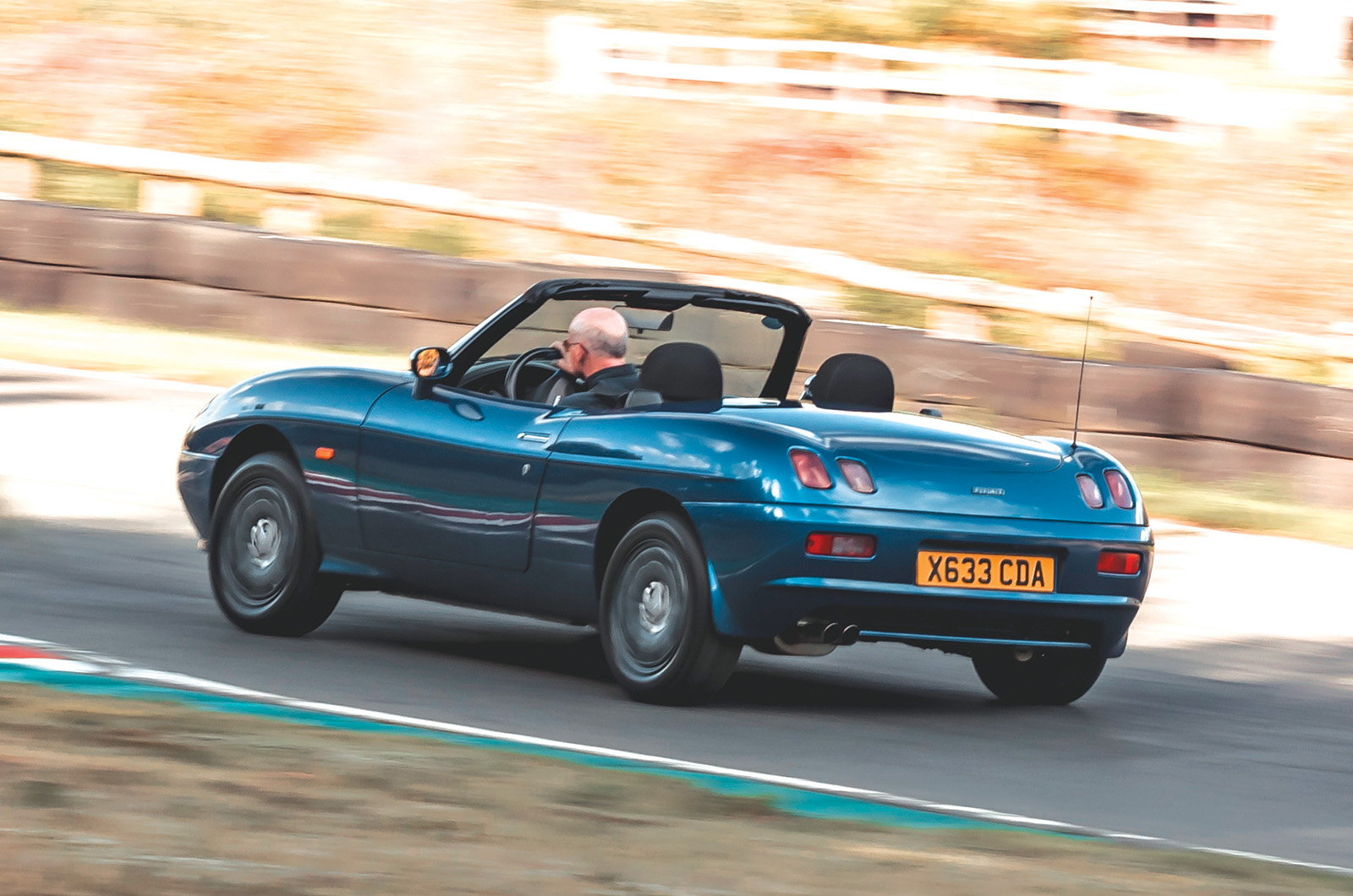 Classic & Sports Car – MGB vs rivals: six alternatives take on Abingdon’s classic champion
