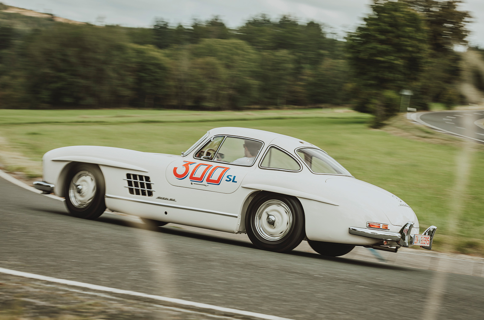 Classic & Sports Car – Mercedes-Benz 300SL Lightweight: back to the start