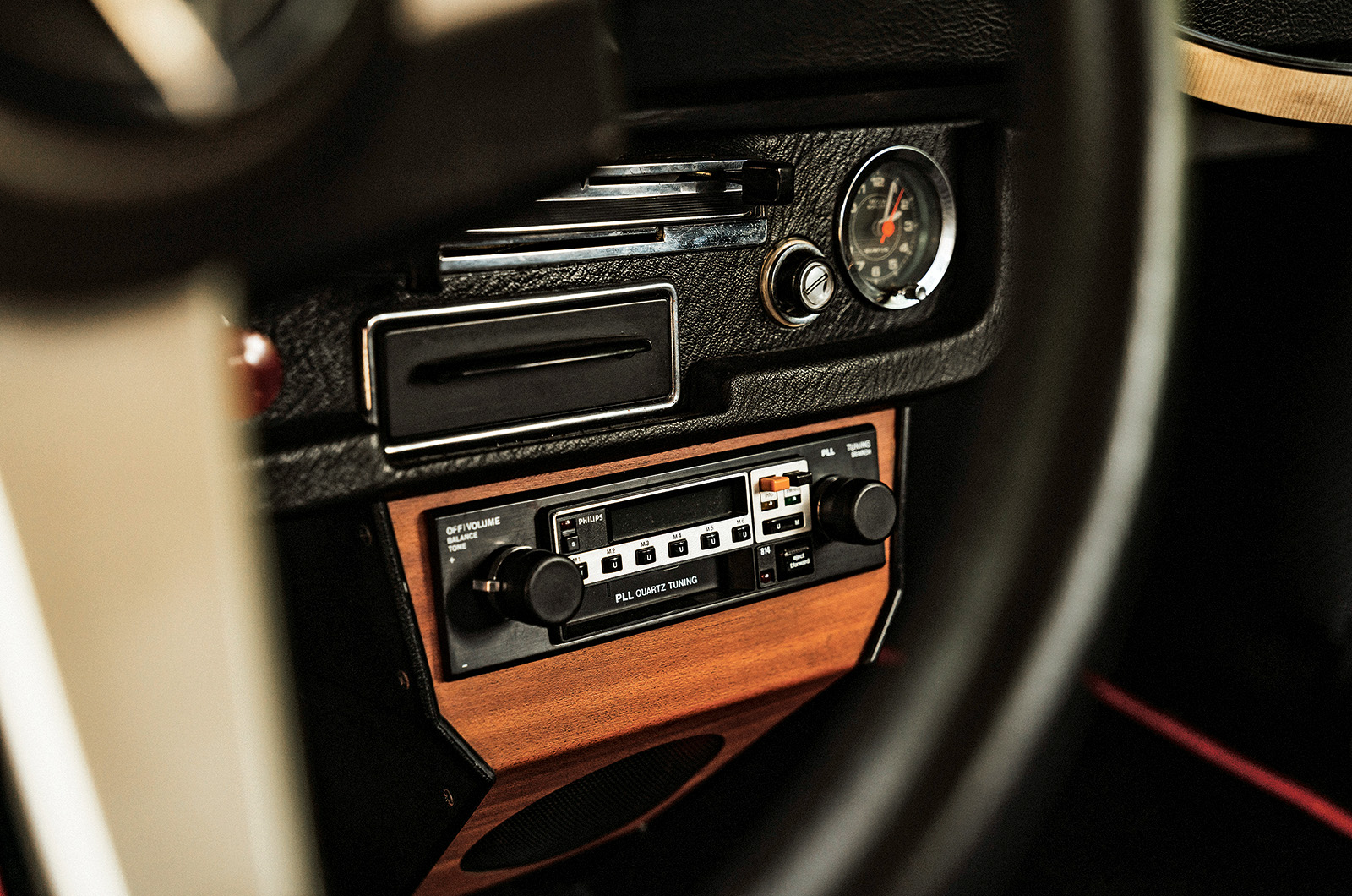 Classic & Sports Car – Porsche 914 1.7 vs Matra M530 LX: anything but ordinary