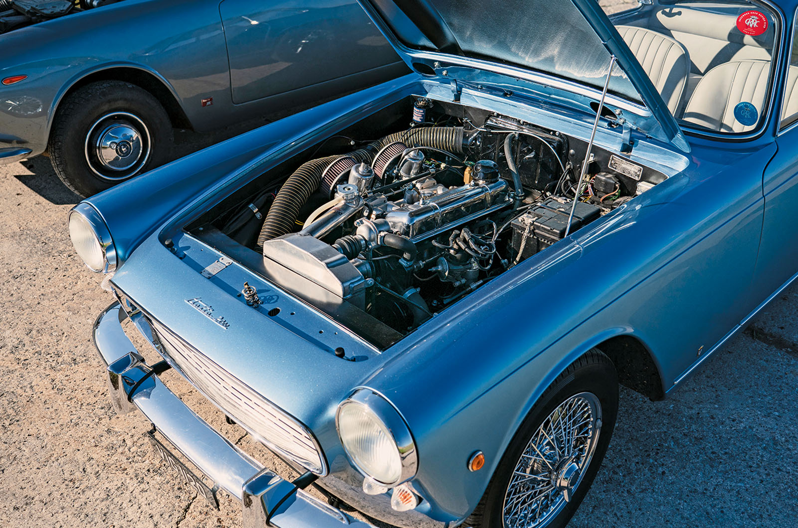 Classic & Sports Car – Triumph Italia 2000 vs Sunbeam Venezia: Latin lessons