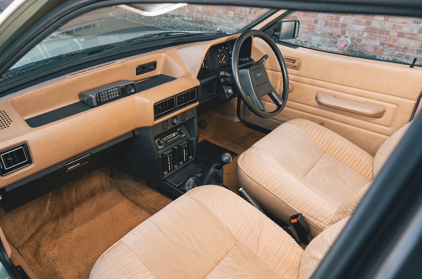 Classic & Sports Car – Austin vs Morris vs Wolseley vs Princess: British Leyland’s ADO71 family