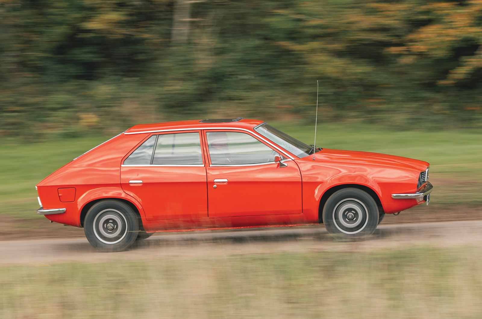 Classic & Sports Car – Austin vs Morris vs Wolseley vs Princess: British Leyland’s ADO71 family