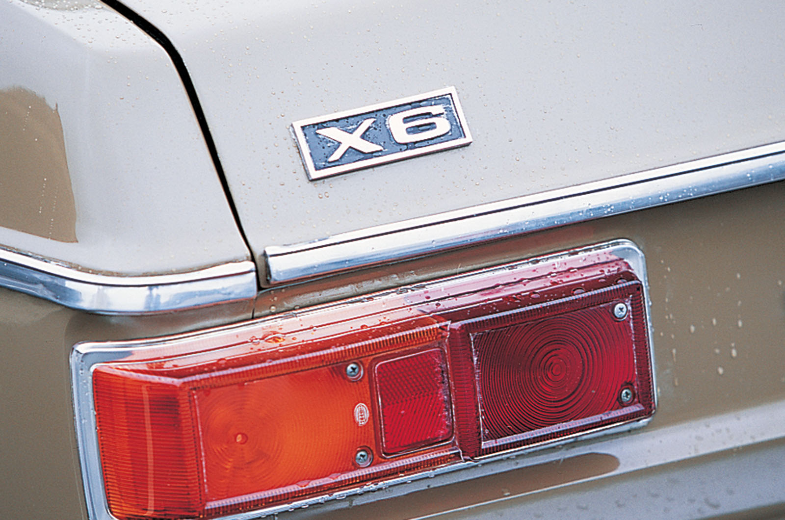 Classic & Sports Car – Austin Kimberley X6: Australia’s Landcrab