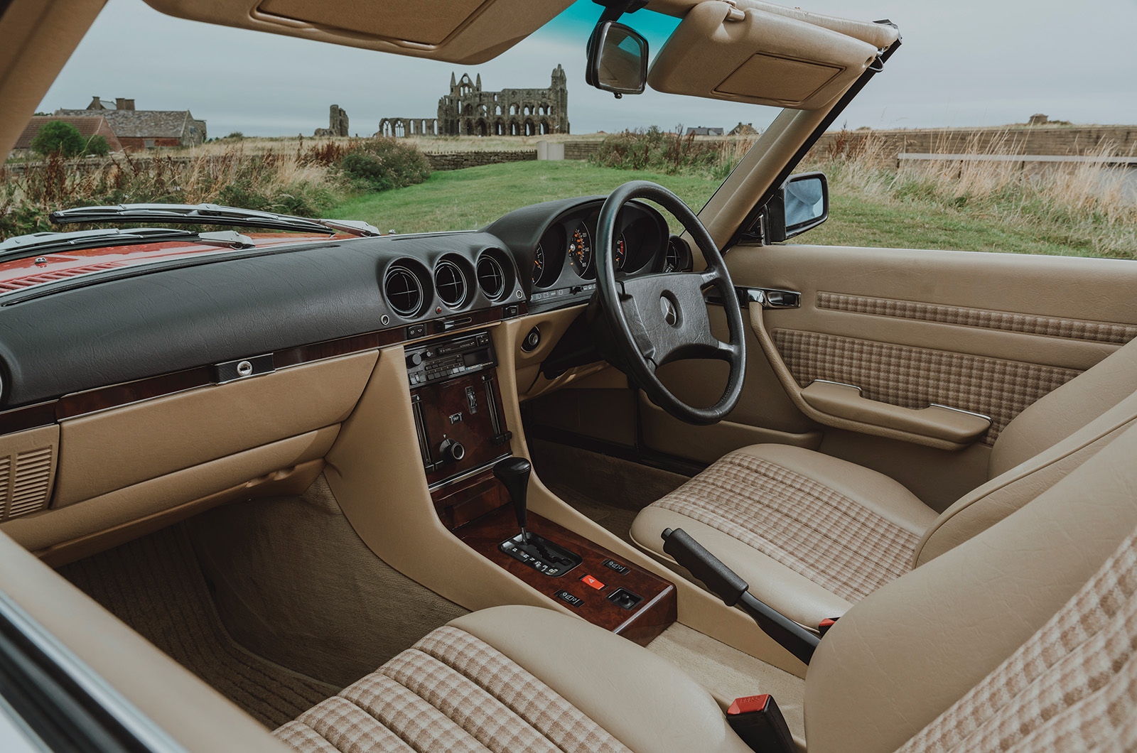 Classic & Sports Car – Mercedes-Benz 420SL in Yorkshire: exploring God’s own country