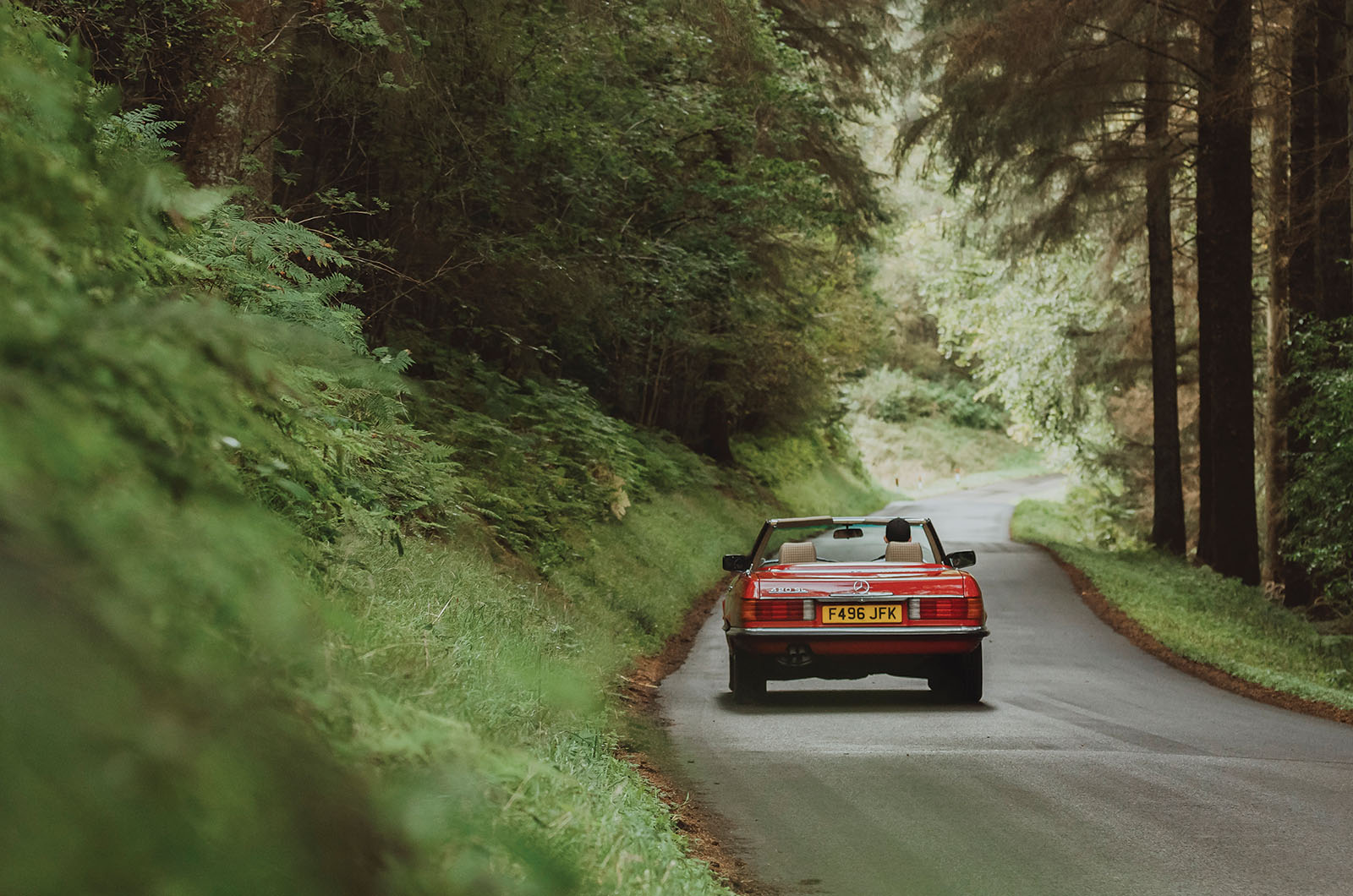 Classic & Sports Car – Mercedes-Benz 420SL in Yorkshire: exploring God’s own country