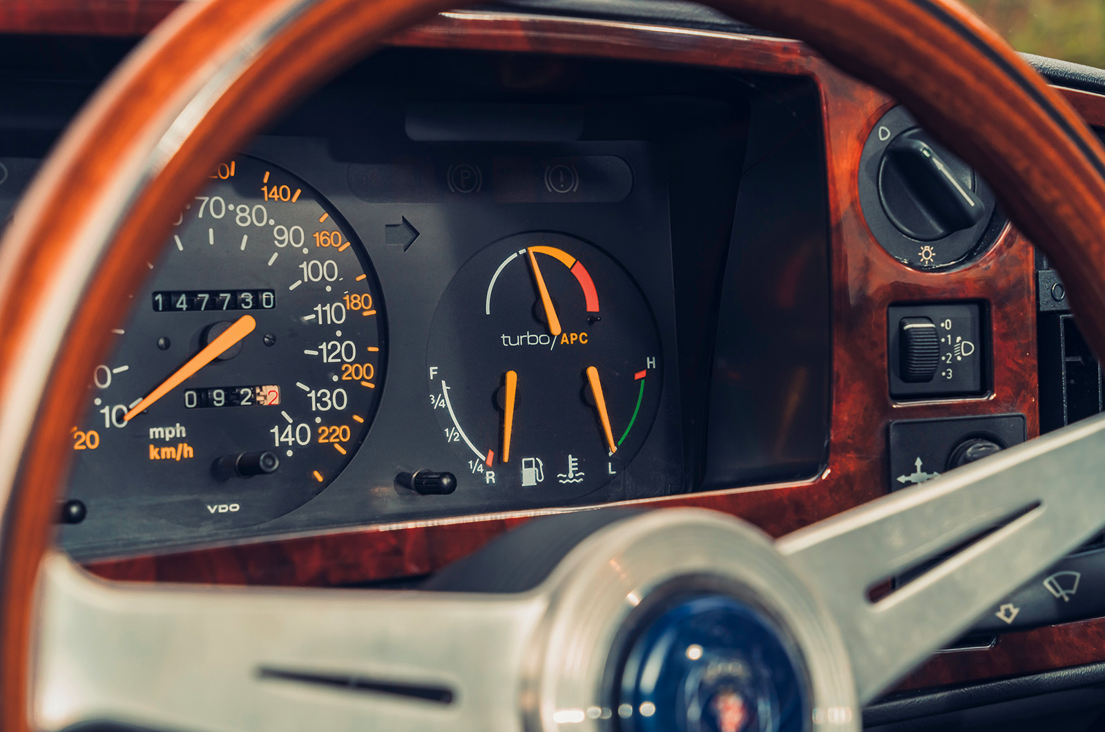 Classic & Sports Car – Saab 900s: safe as houses