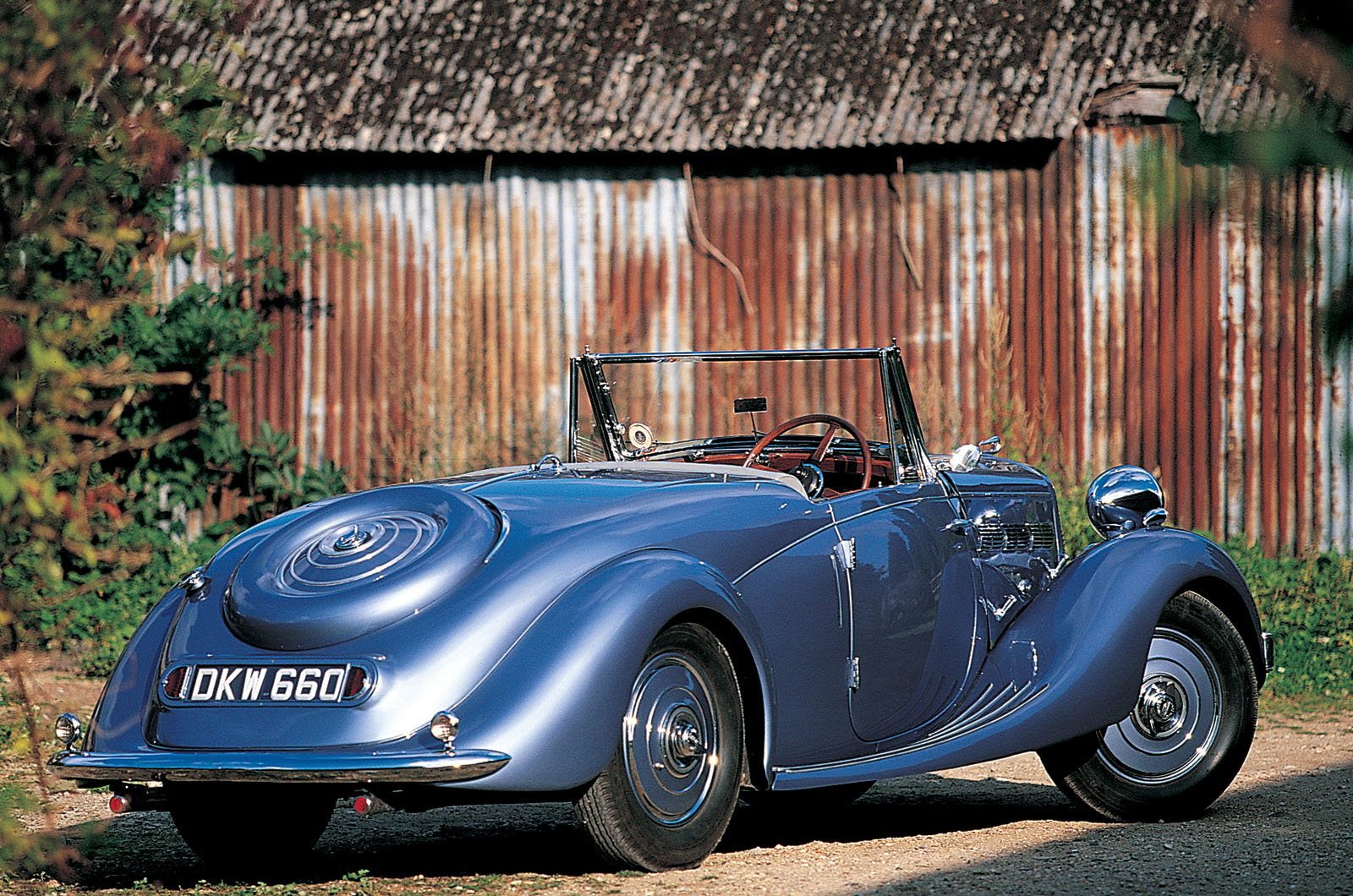 Classic & Sports Car – Triumph Dolomite Roadster Coupé: chasing waterfalls