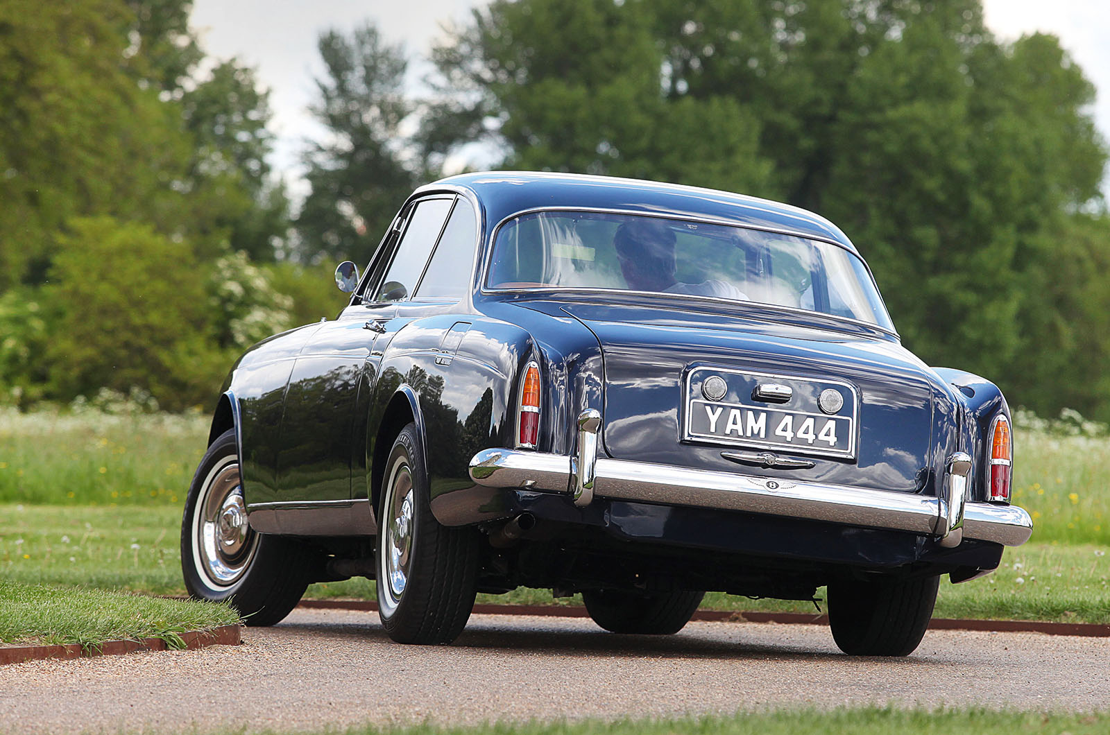 Classic & Sports Car – Bentley Continentals: style, speed and luxury