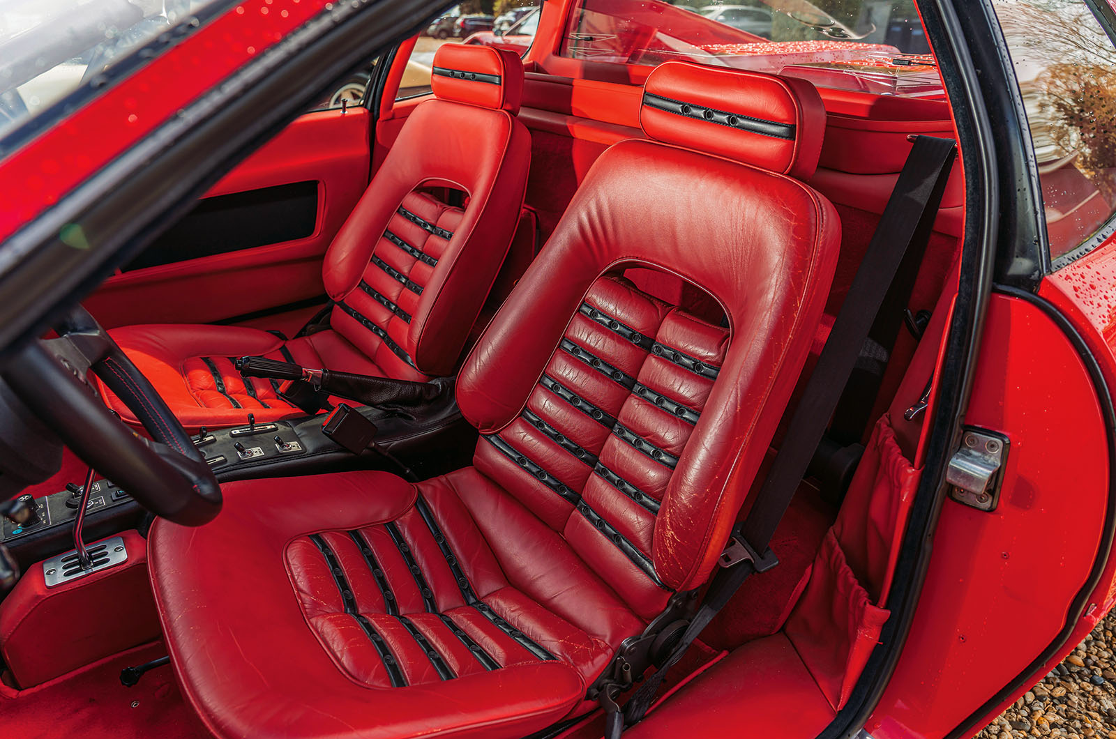 Classic & Sports Car – Ferrari 365GT4 BB vs 512BB vs 512BBi: boxing clever