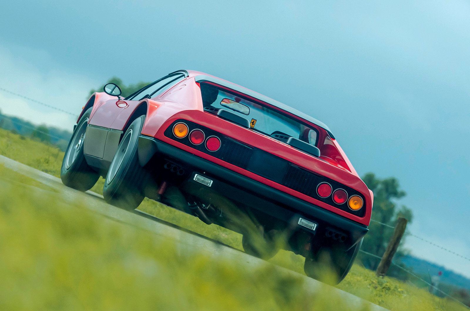 Classic & Sports Car – Ferrari 365GT4 BB vs 512BB vs 512BBi: boxing clever