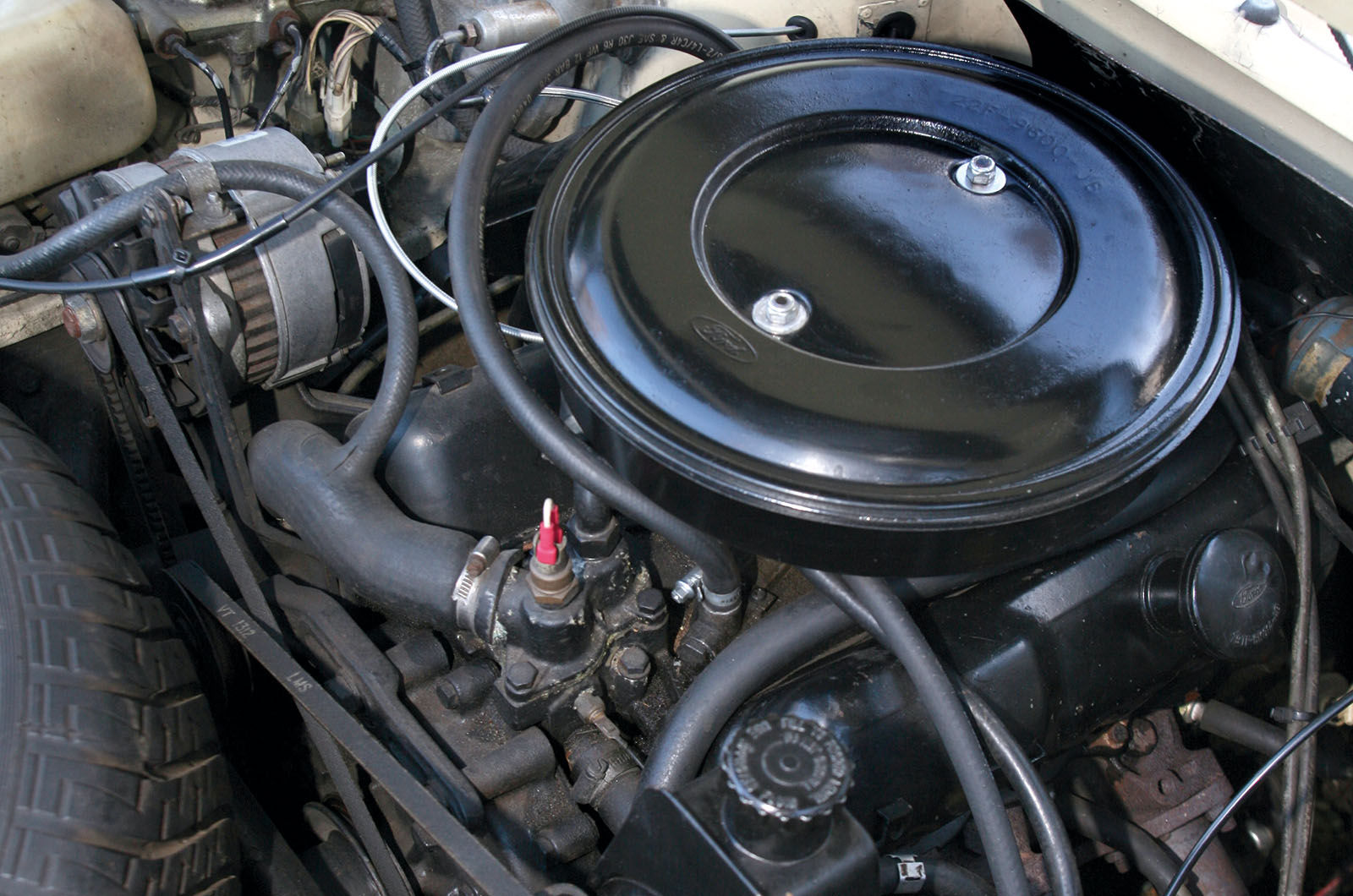 Classic & Sports Car – MGB GT vs Triumph TR7 vs Reliant Scimitar GTE: all-weather heroes