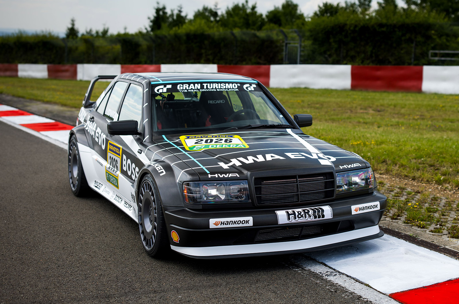 Classic & Sports Car – Mercedes-Benz 190E’s racing return in 2026 