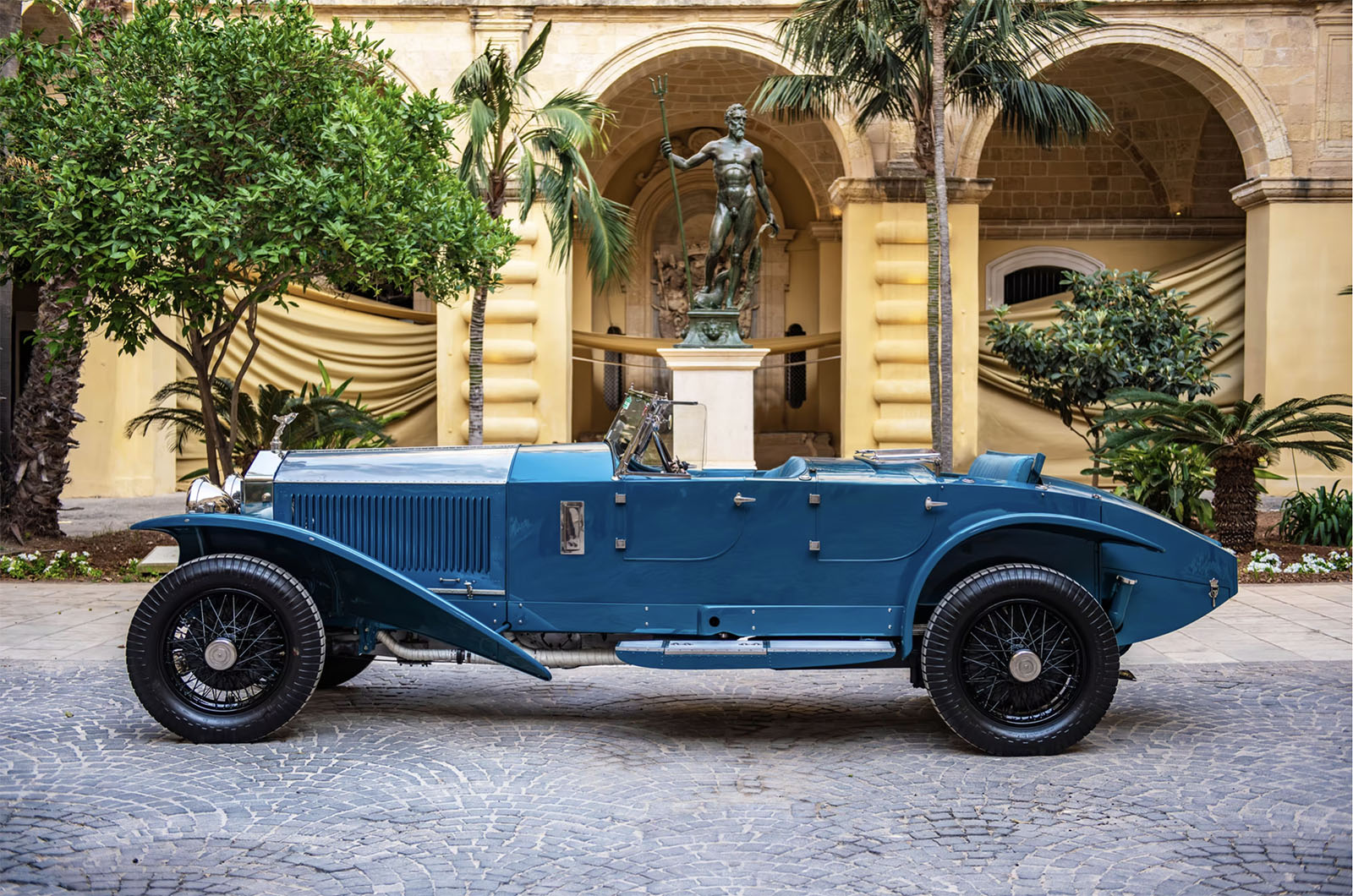 Classic & Sports Car – Go to the first RAC concours with Classic & Sports Car