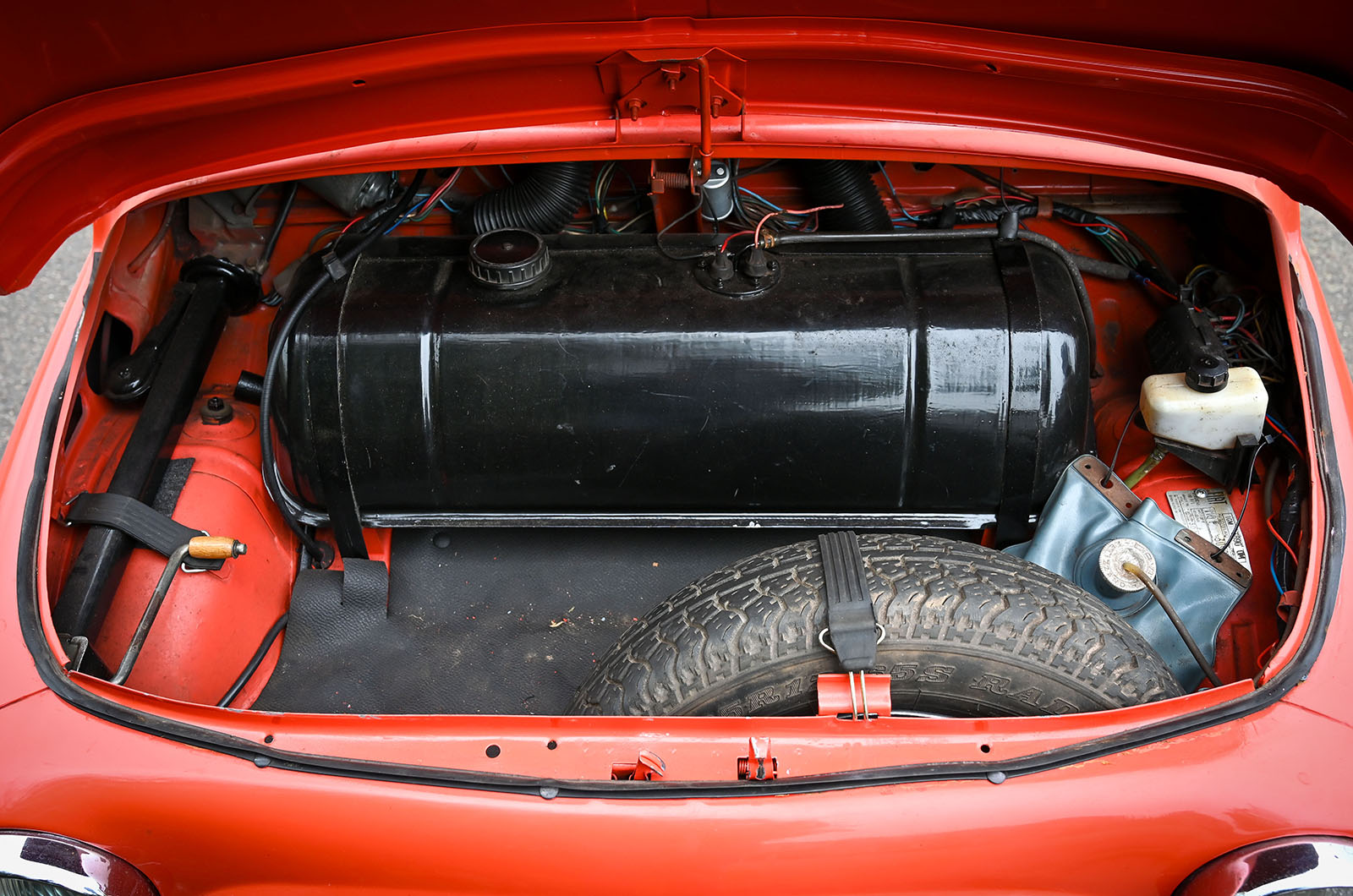 Classic & Sports Car – Also in my garage: unicycles