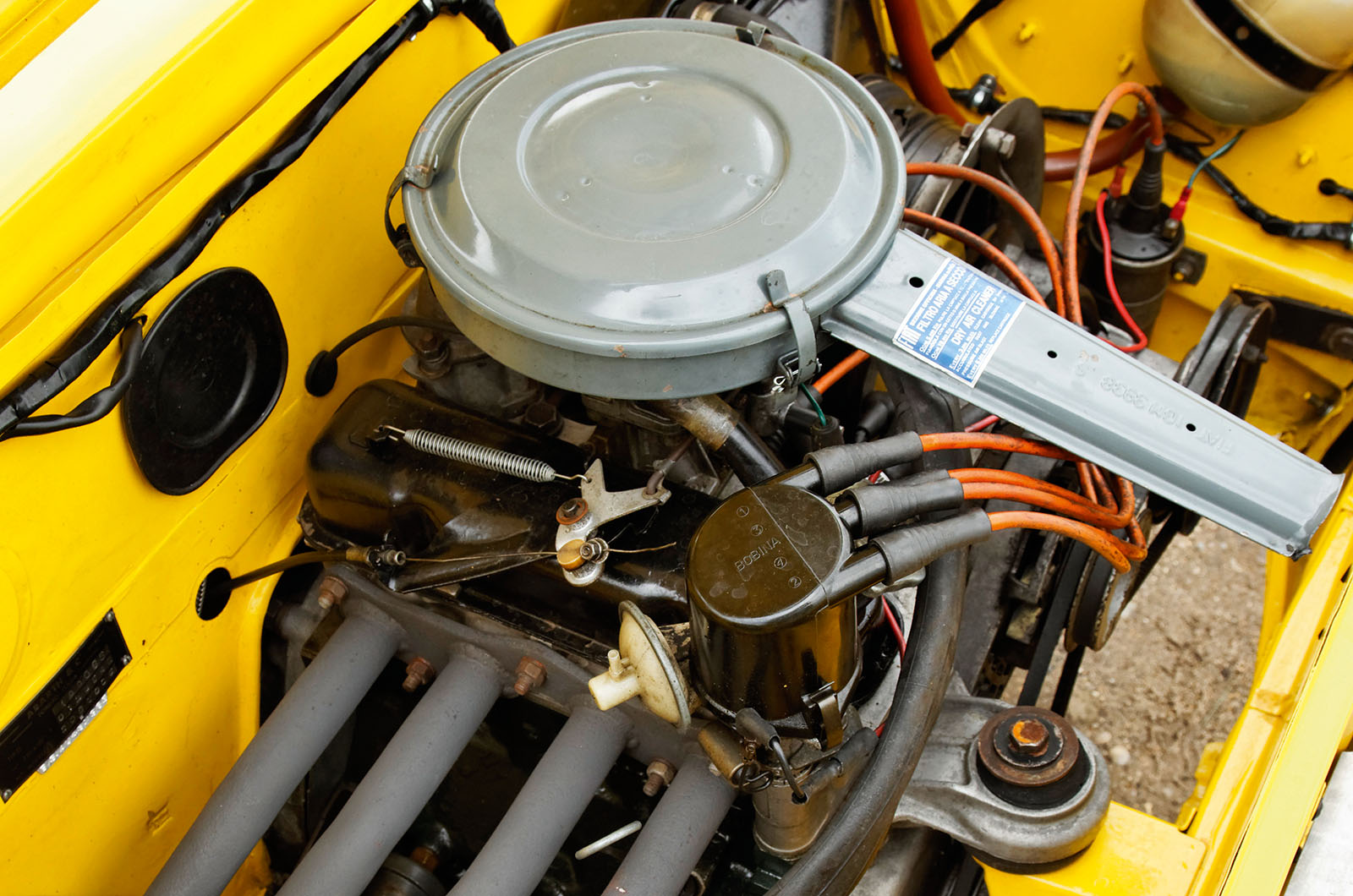 Classic & Sports Car – Austin-Healey Sprite vs Toyota Sports 800 vs Fiat 850 Sport Spider: the little league