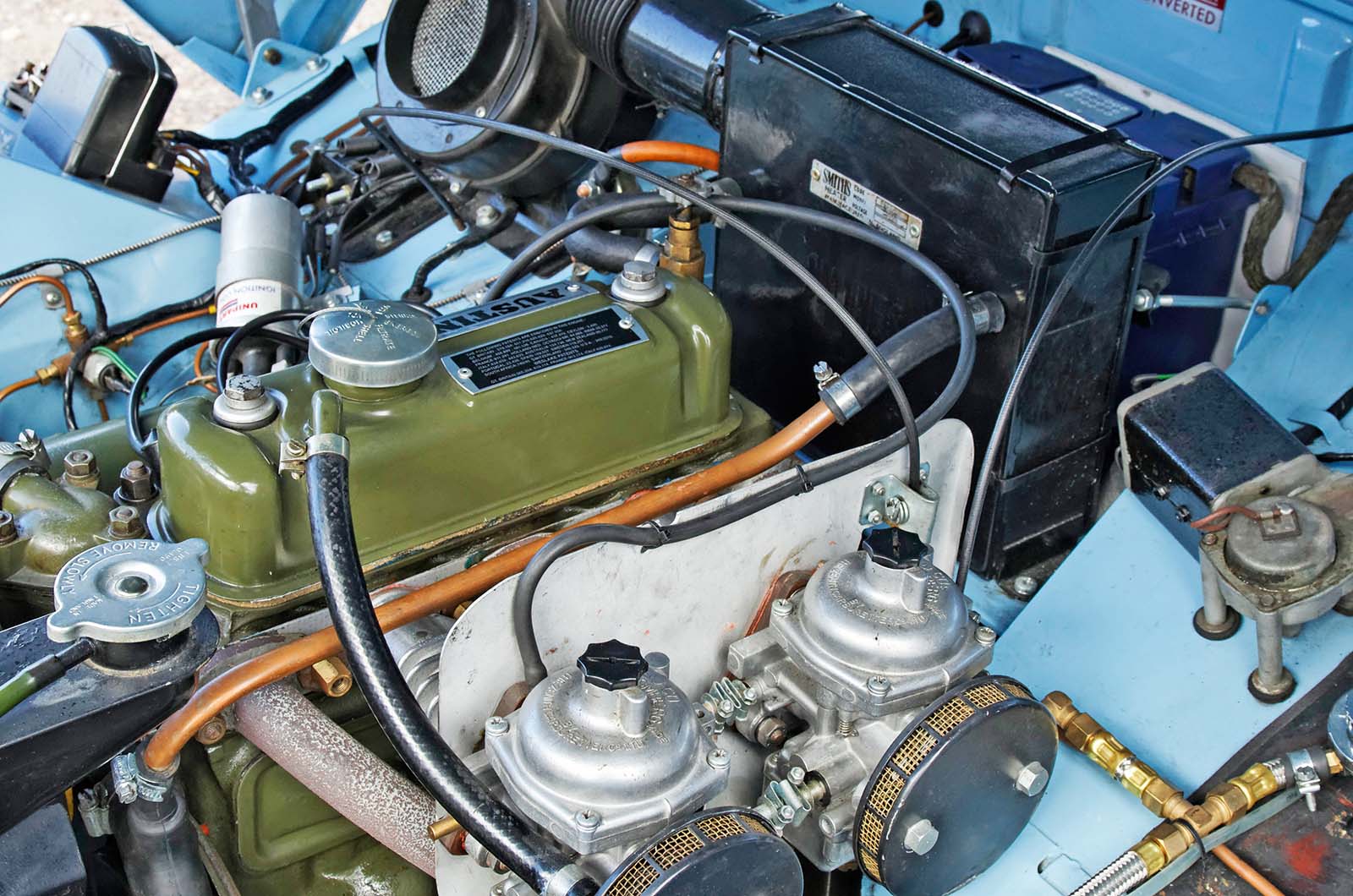 Classic & Sports Car – Austin-Healey Sprite vs Toyota Sports 800 vs Fiat 850 Sport Spider: the little league