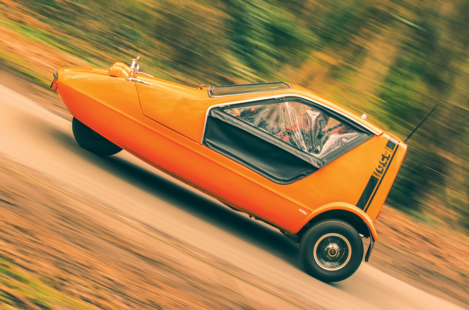 Classic & Sports Car – Bond Bug: a fresh angle