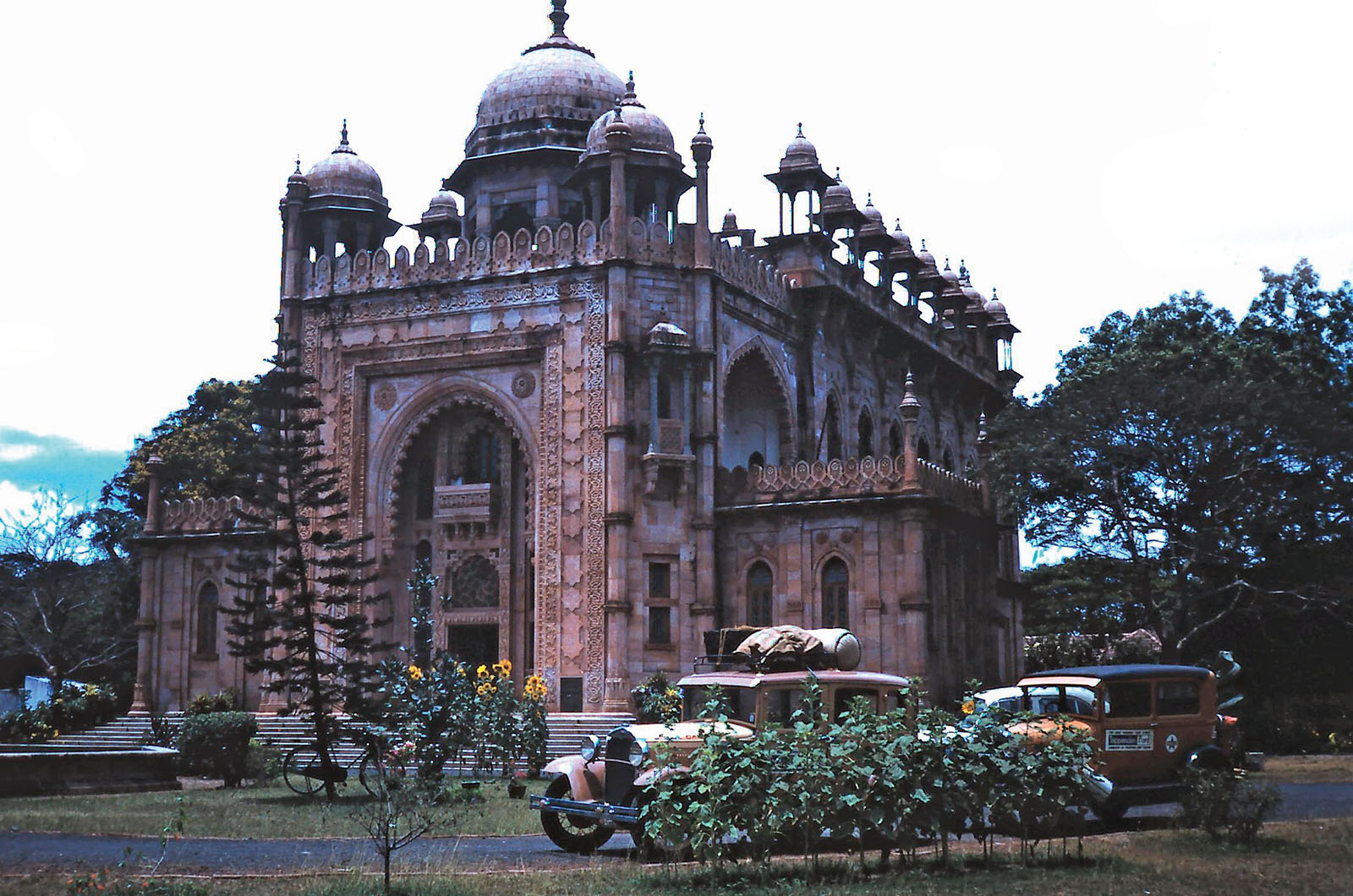 Classic & Sports Car – Ford Model A on the Hippie Trail: from New Zealand to the UK