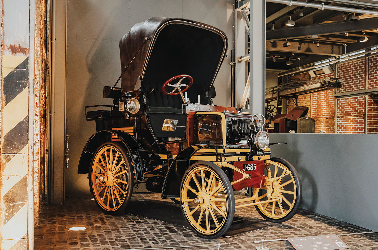 Classic & Sports Car – Classic shrine: The Loh Collection