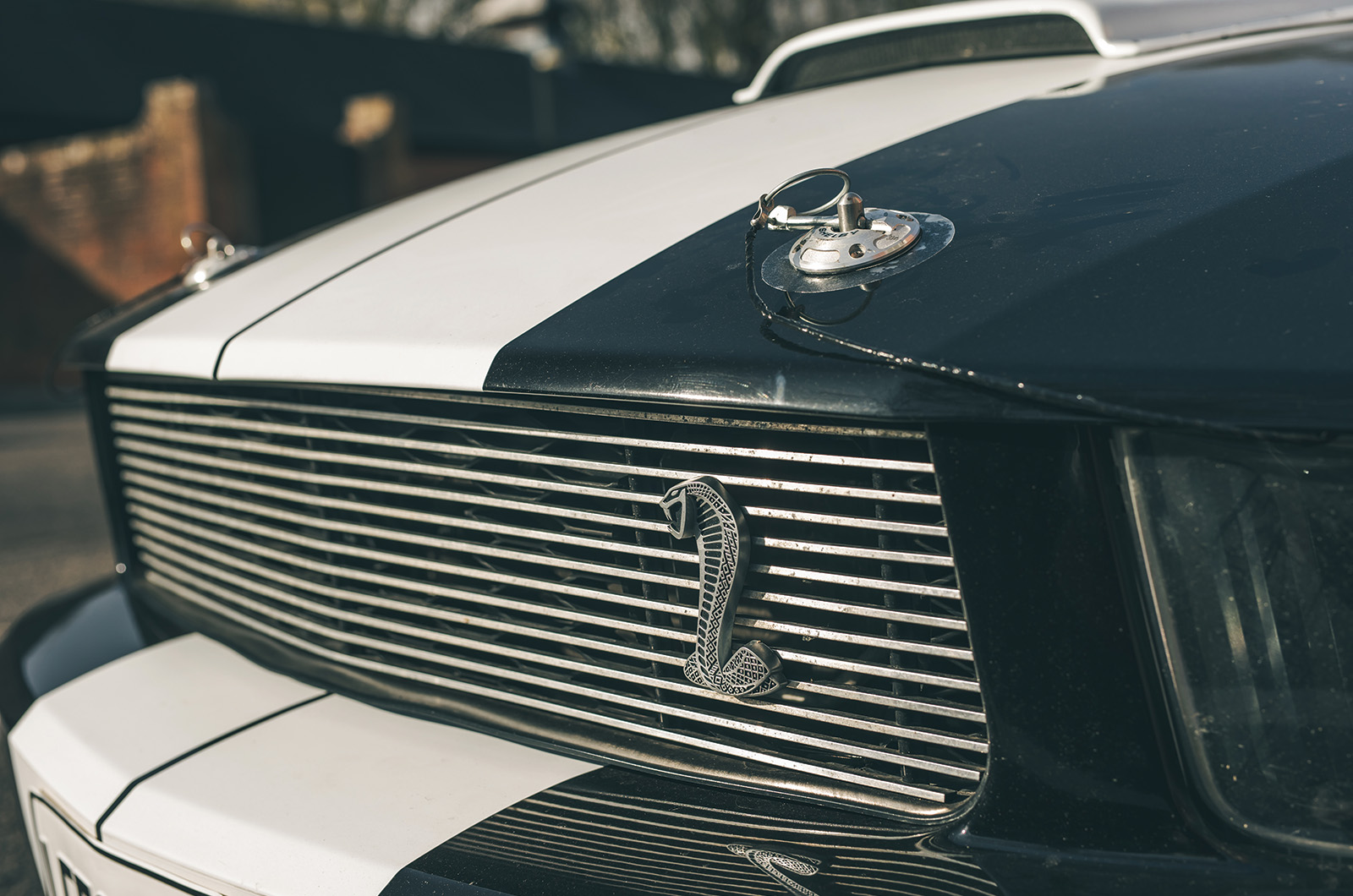 Classic & Sports Car – MG XPower SV vs Shelby Mustang GT: transatlantic battle