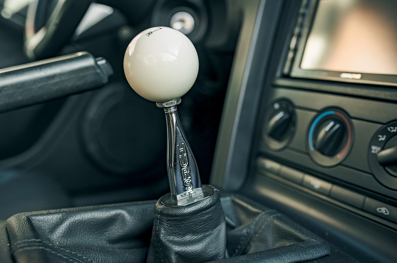 Classic & Sports Car – MG XPower SV vs Shelby Mustang GT: transatlantic battle