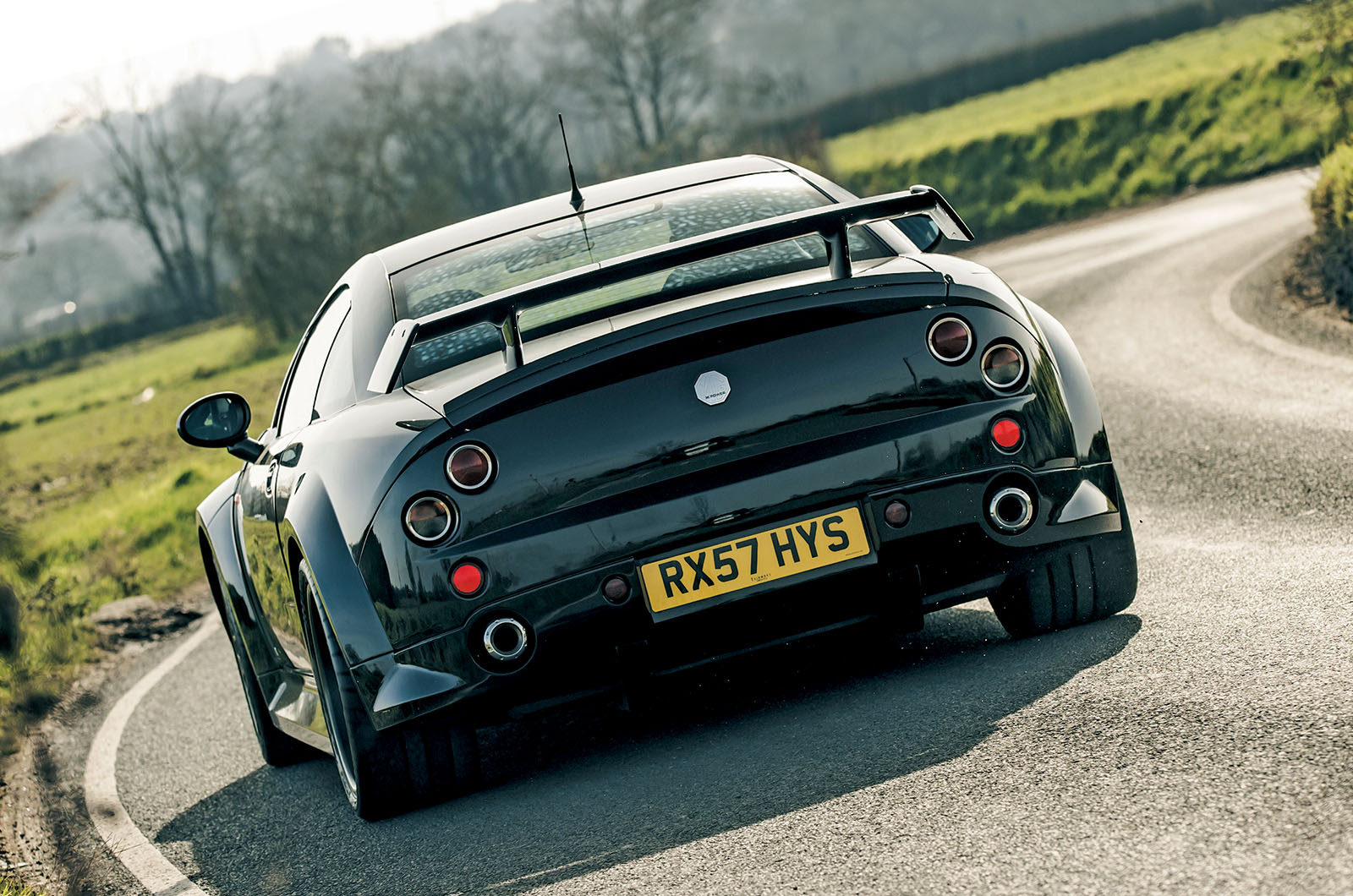 Classic & Sports Car – MG XPower SV vs Shelby Mustang GT: transatlantic battle