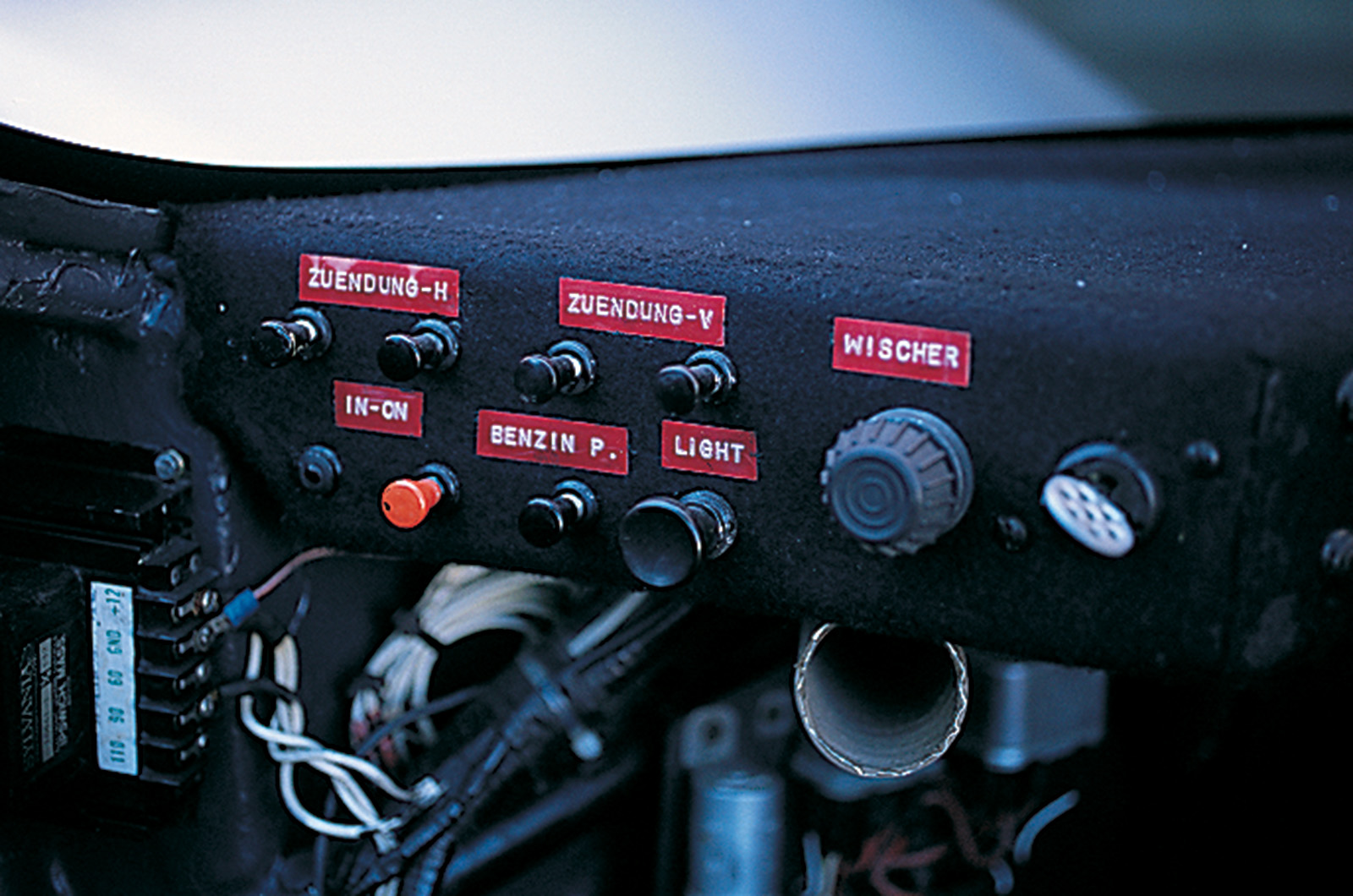 Classic & Sports Car – Porsche 917K: thunder and lightening