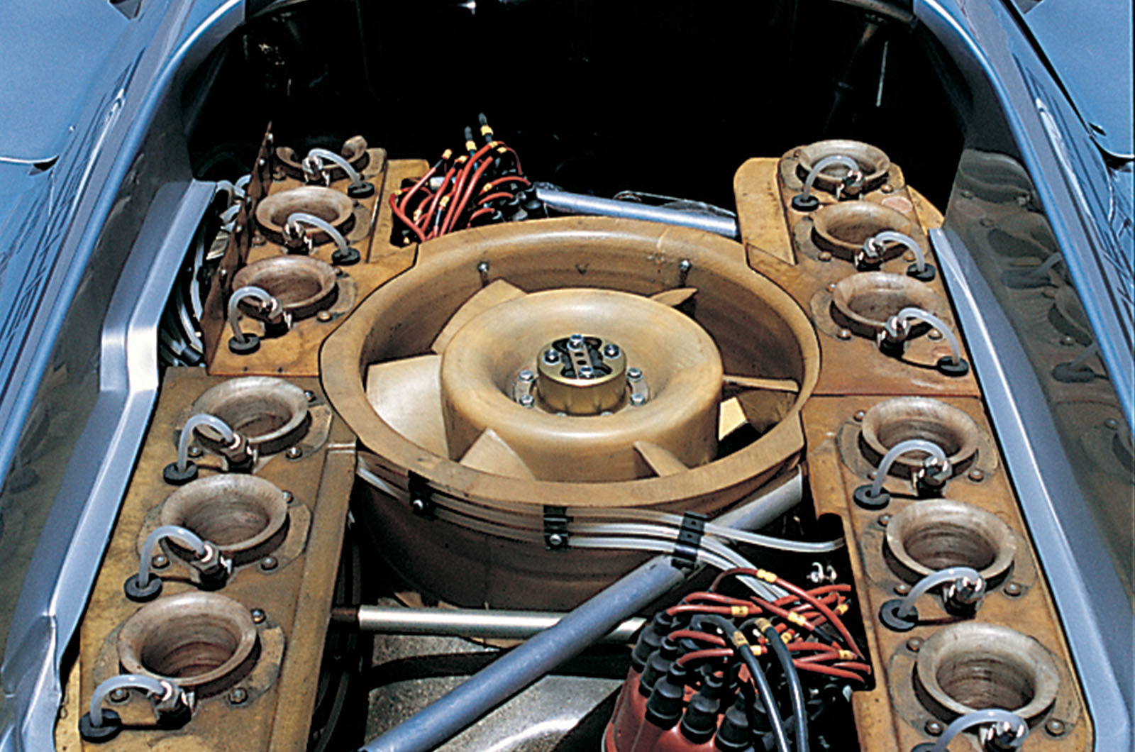 Classic & Sports Car – Porsche 917K: thunder and lightening