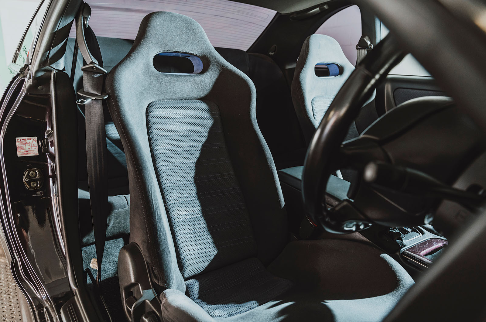 Classic & Sports Car – Toyota Supra vs Nissan Skyline GT-R vs Honda S2000: fast, furious and fantastic