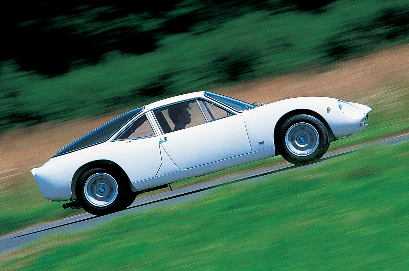 Classic & Sports Car – De Tomaso Vallelunga: mid-engined marvel