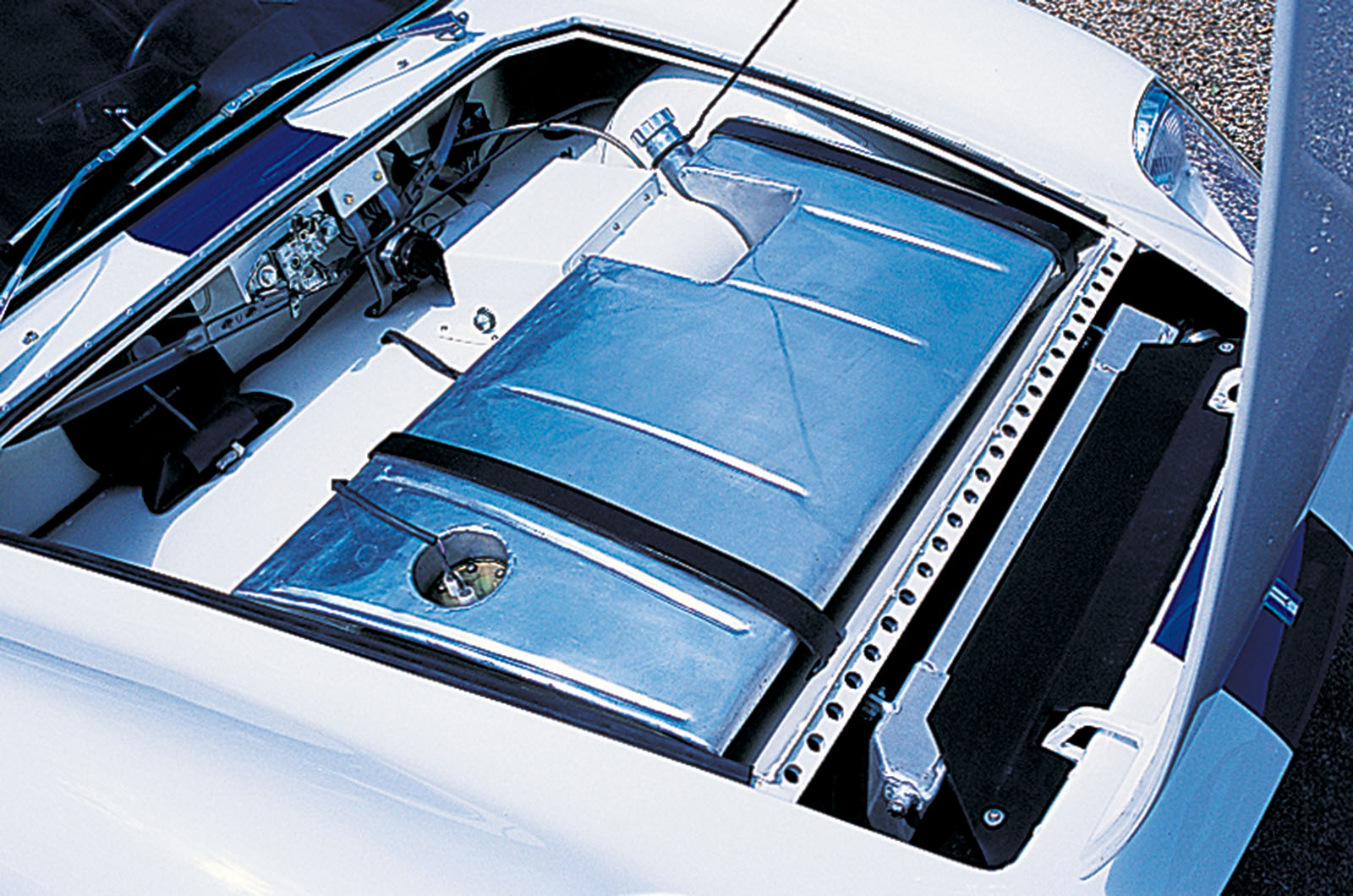 Classic & Sports Car – De Tomaso Vallelunga: mid-engined marvel