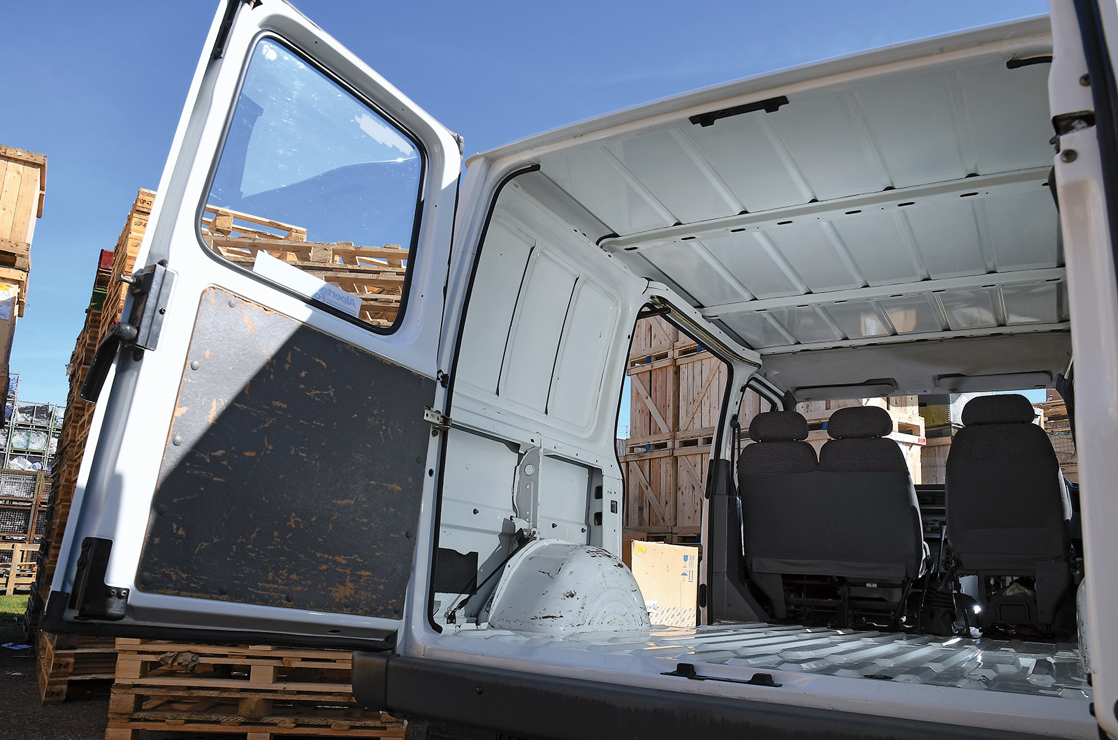 Classic & Sports Car – Ford Transit at 60: celebrating Britain’s workhorse