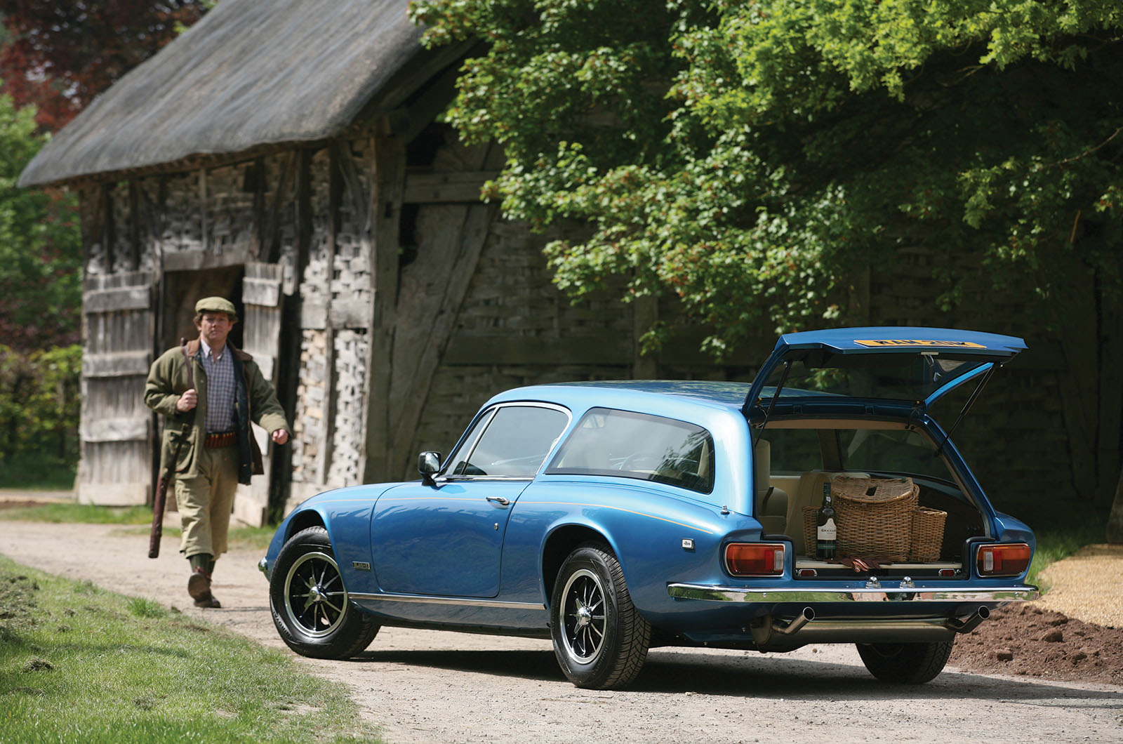 Classic & Sports Car – Lotus Estralle: how to make a family-friendly Elan