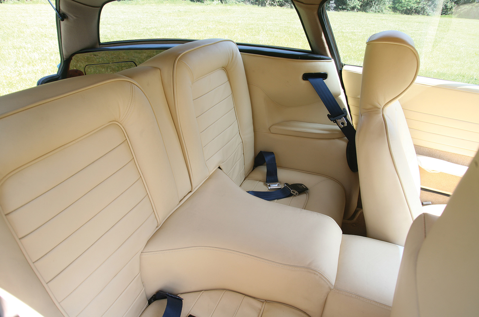 Classic & Sports Car – Lotus Estralle: how to make a family-friendly Elan