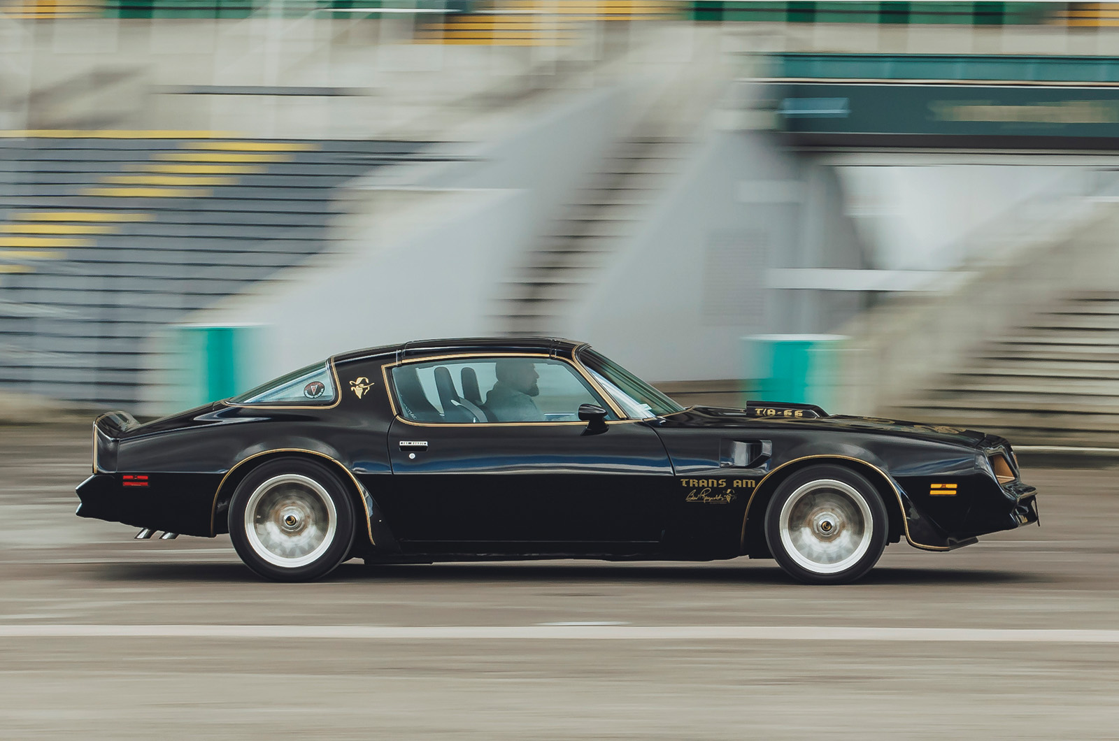 Classic & Sports Car – Greatest movie cars: a celebration of classics on camera