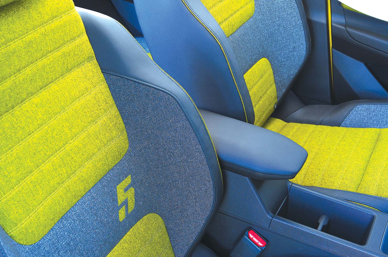 Classic & Sports Car – Future classic: Renault 5