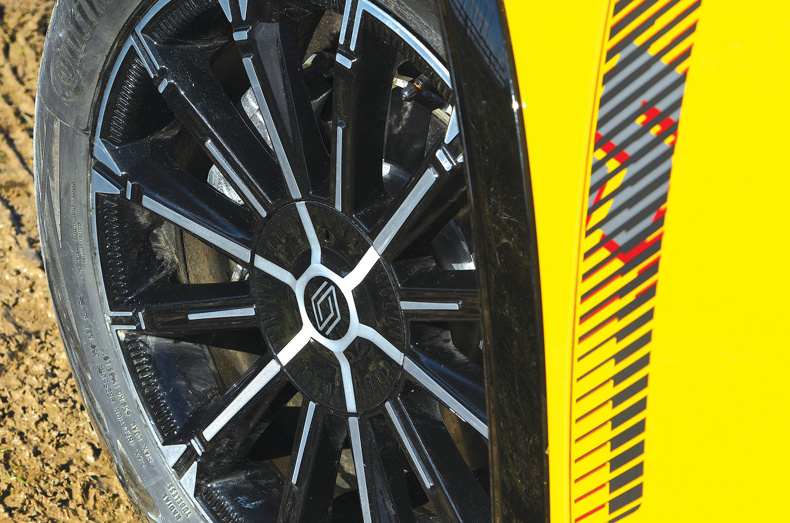 Classic & Sports Car – Future classic: Renault 5